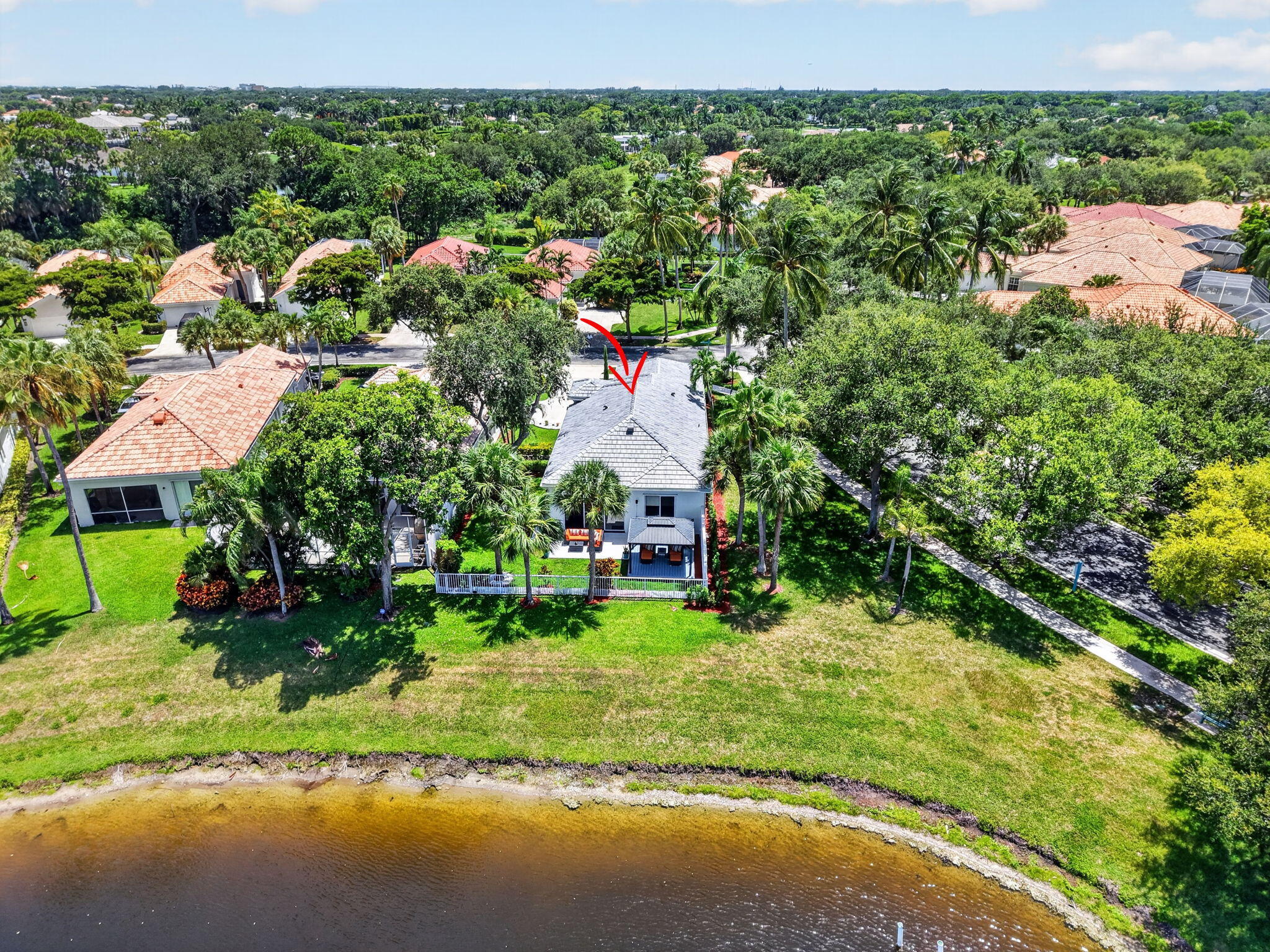 4690 Hammock Circle