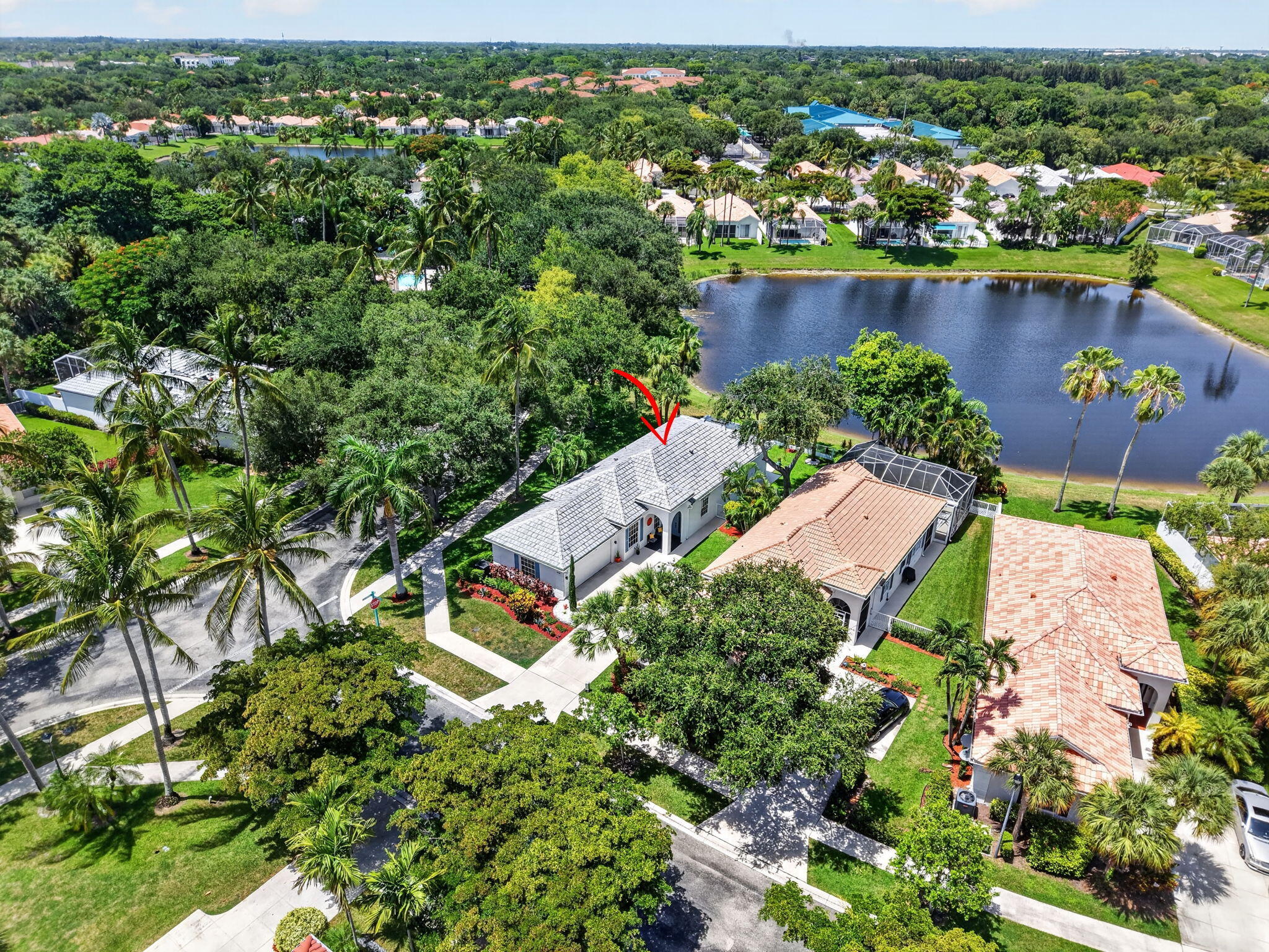 4690 Hammock Circle