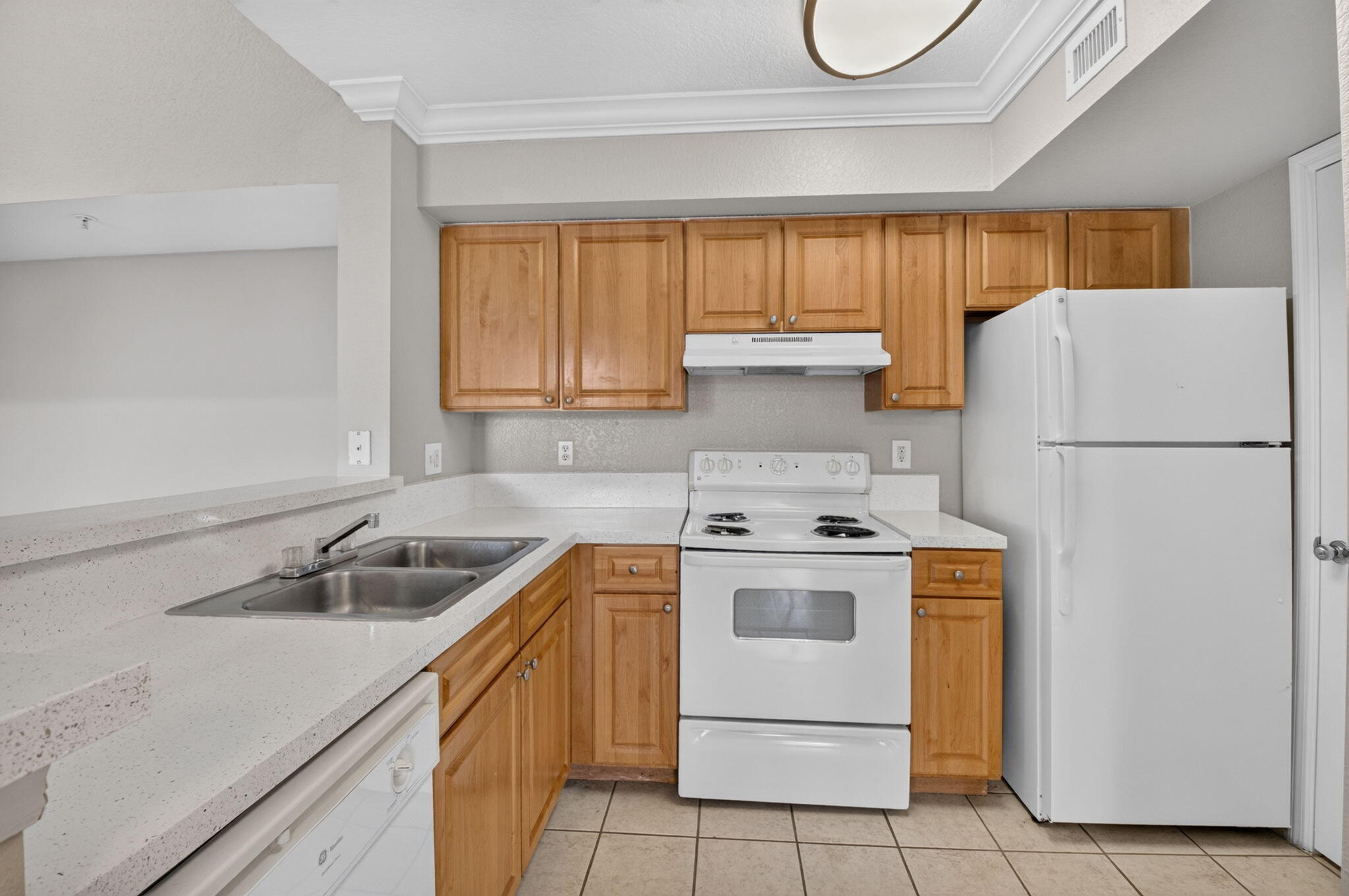 15135 MICHELANGELO Boulevard 303