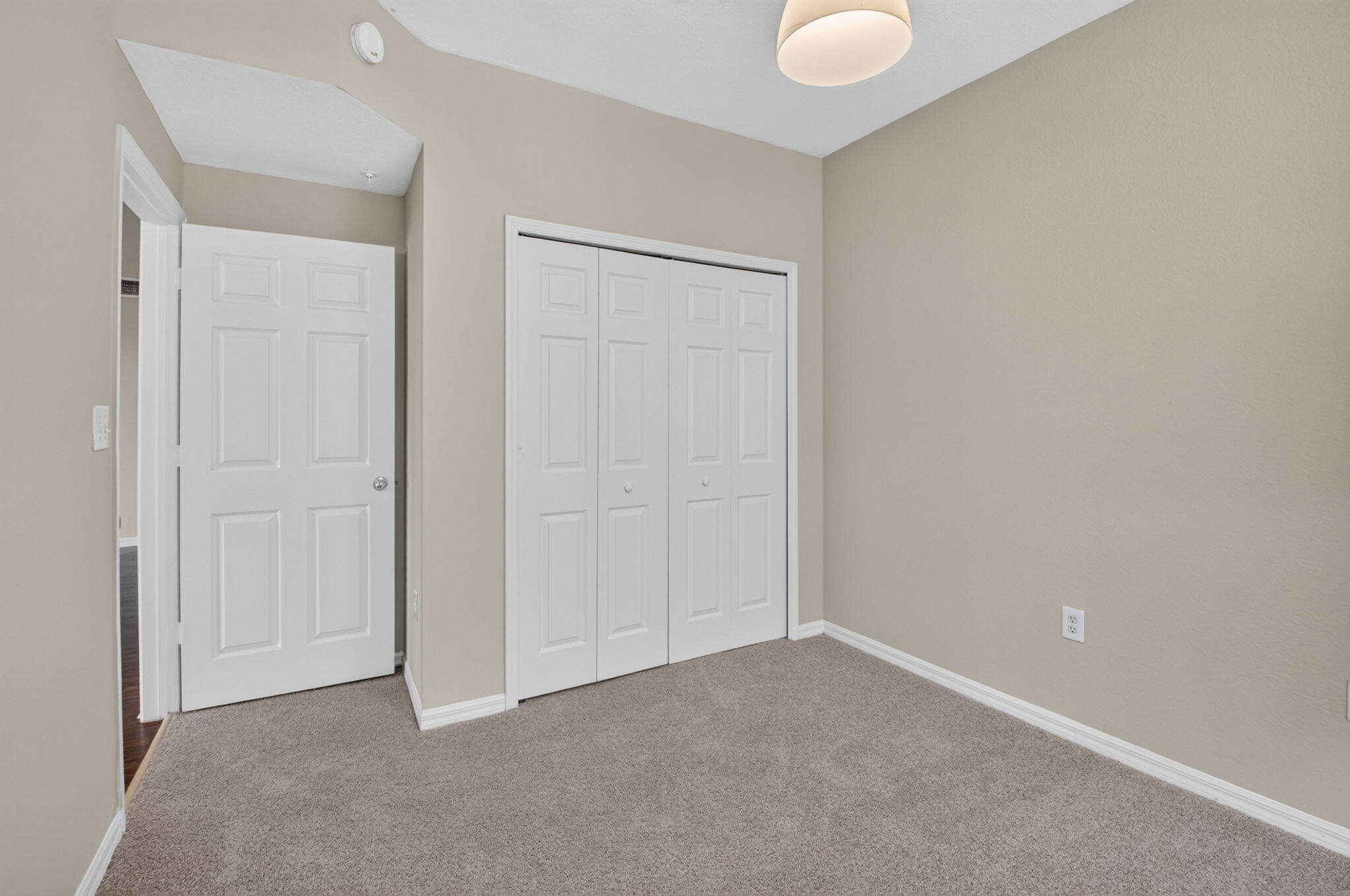 15125 Michelangelo Boulevard 202