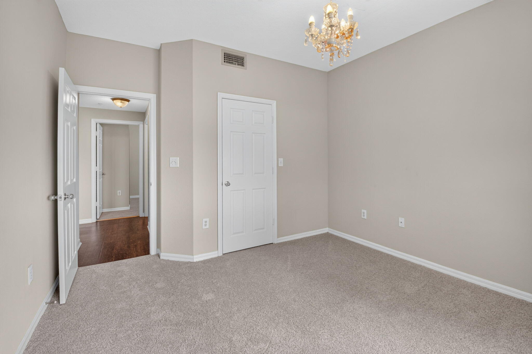 15125 Michelangelo Boulevard 202