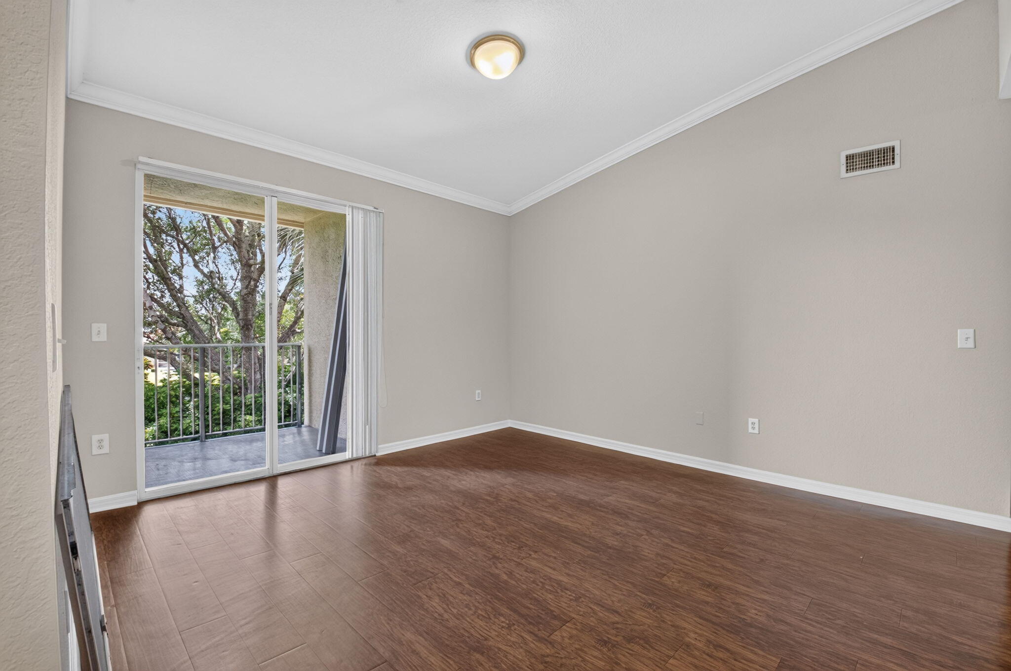15125 Michelangelo Boulevard 202