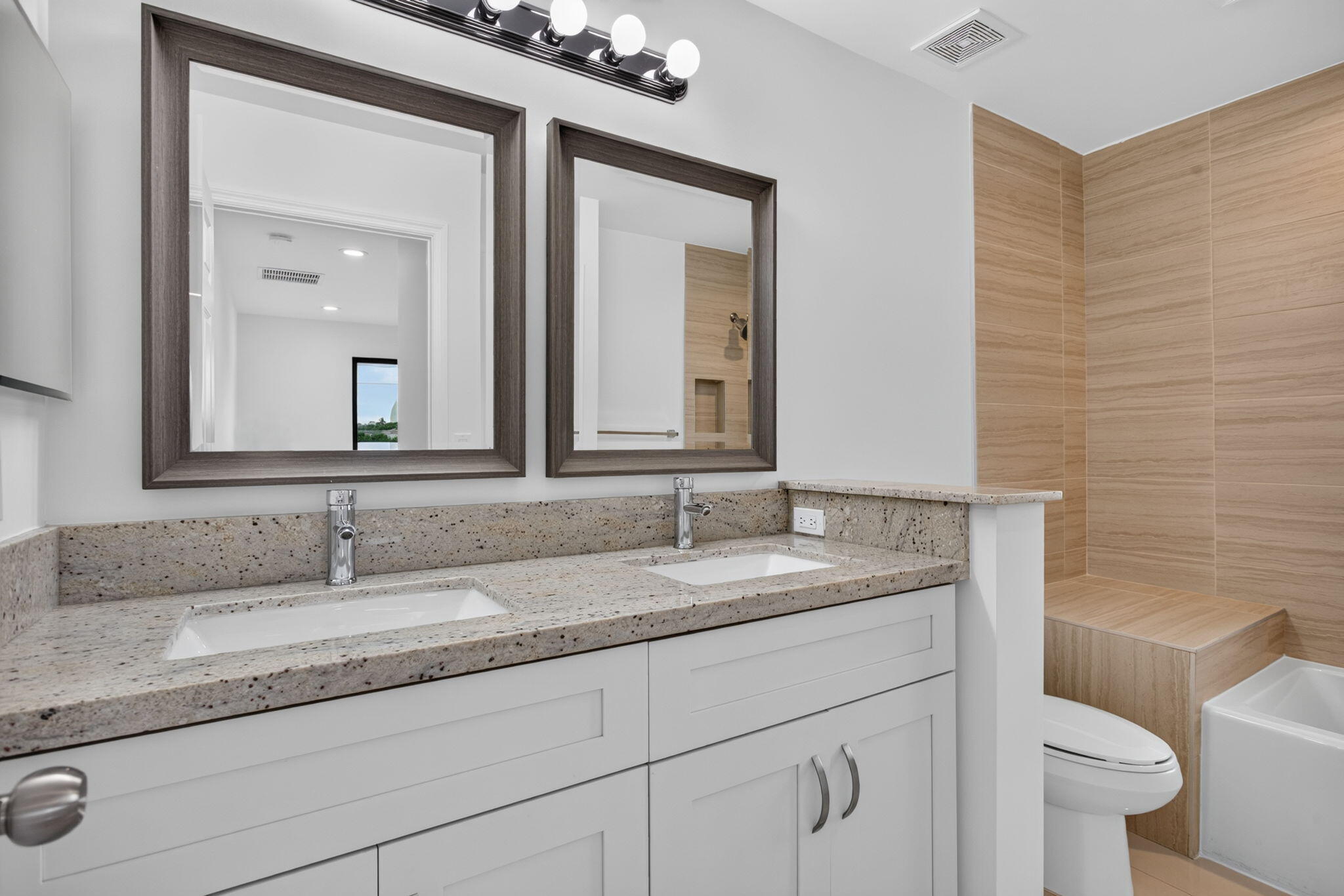 444 NW 41ST Street