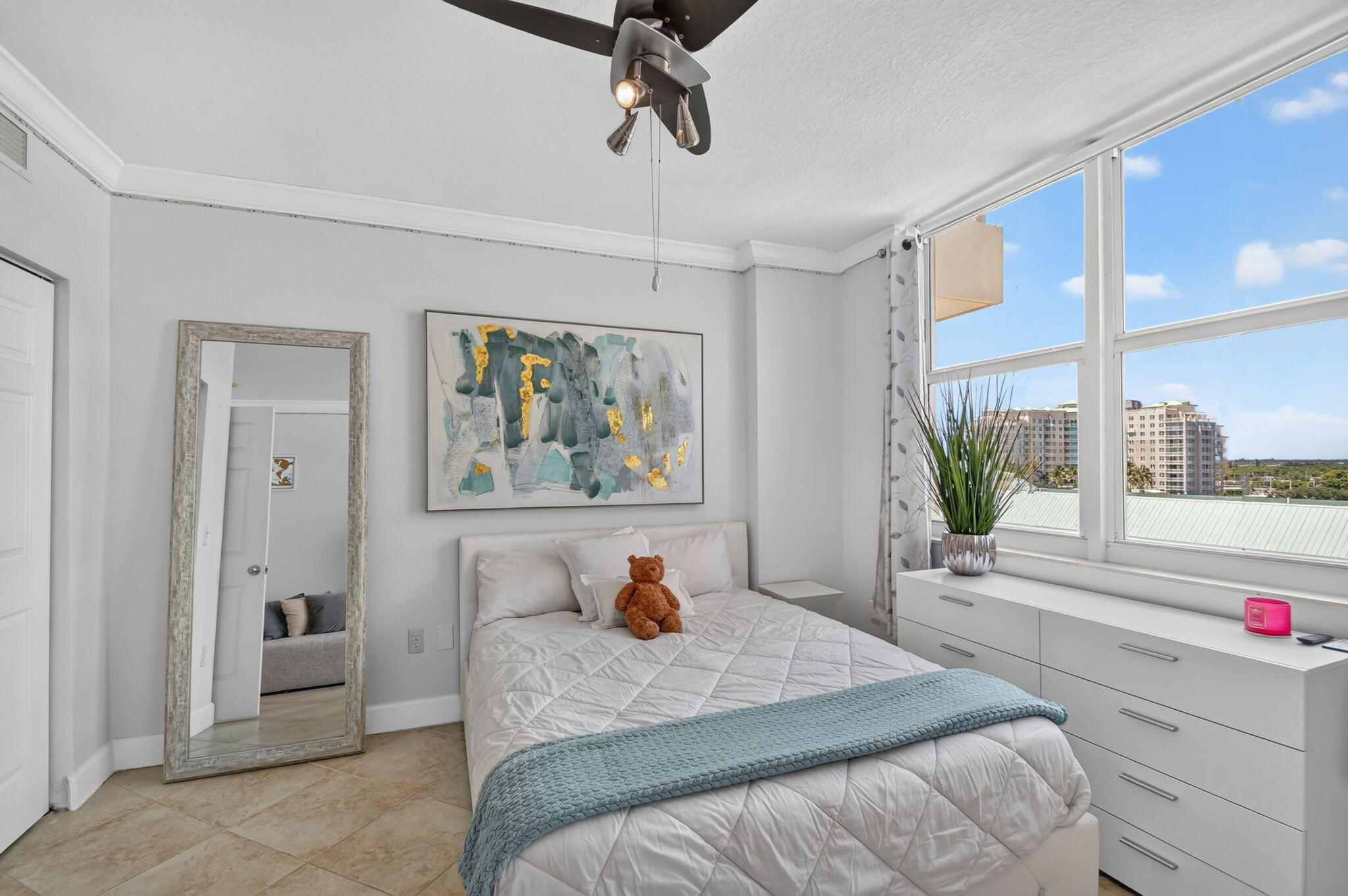 625 Casa Loma Boulevard 1009