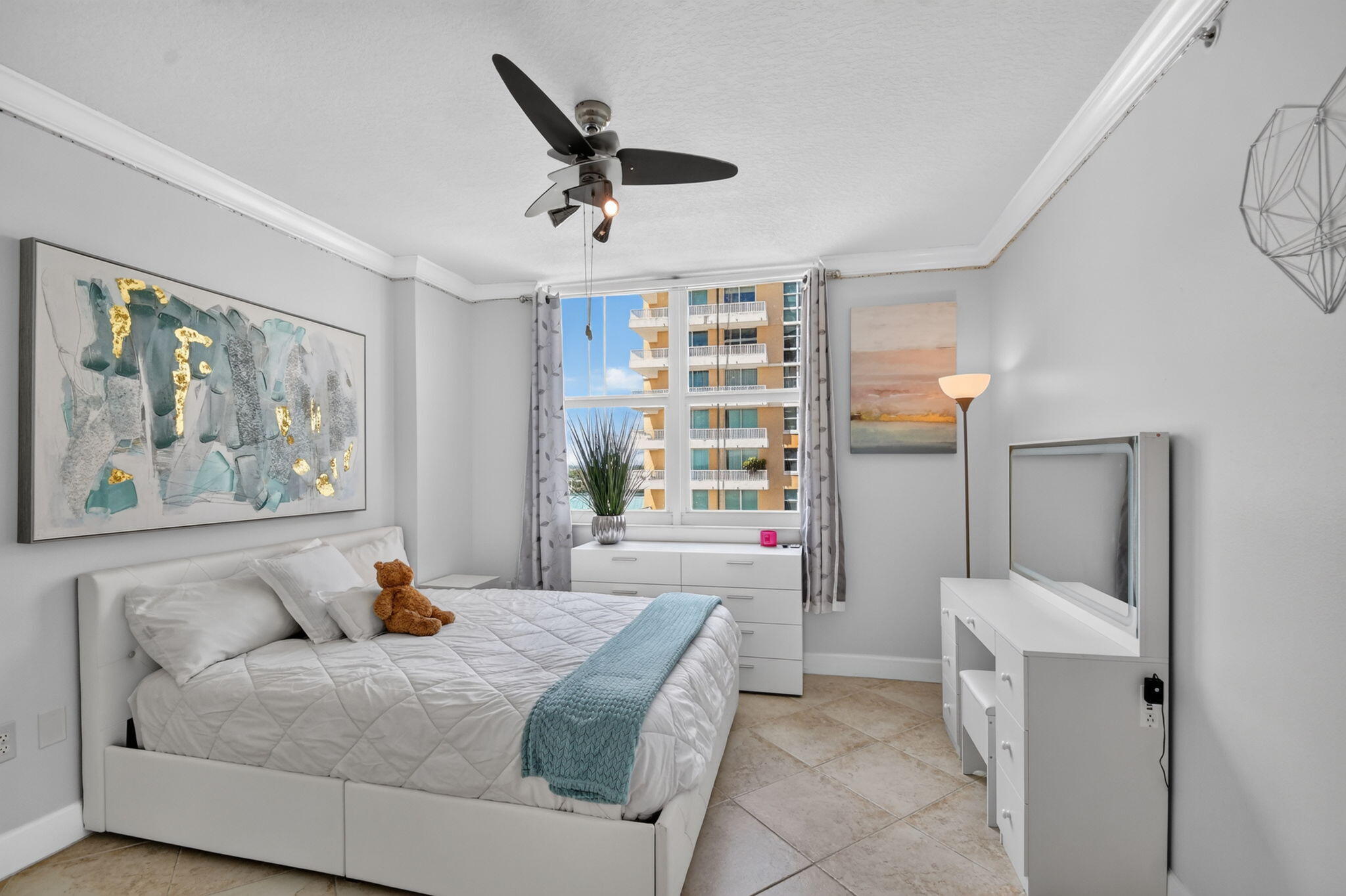 625 Casa Loma Boulevard 1009