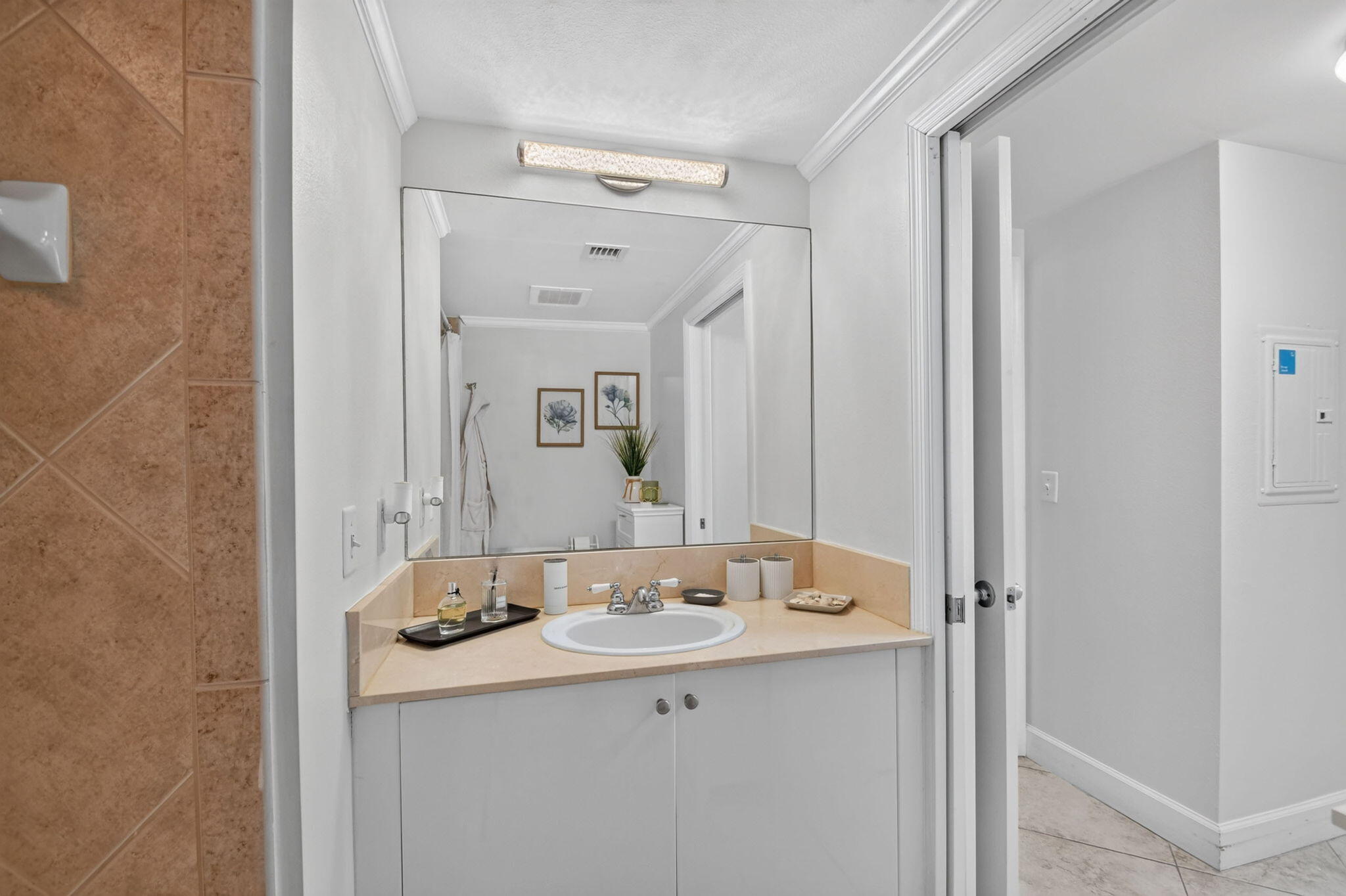 625 Casa Loma Boulevard 1009