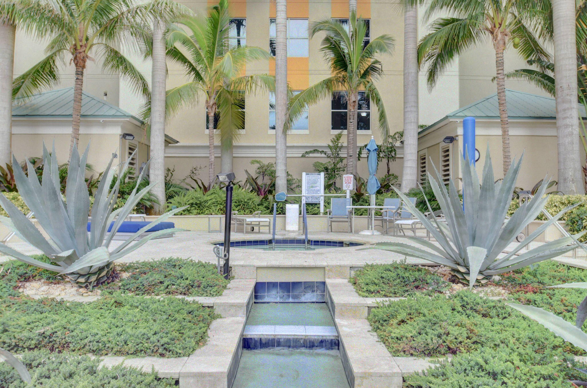 625 Casa Loma Boulevard 1009