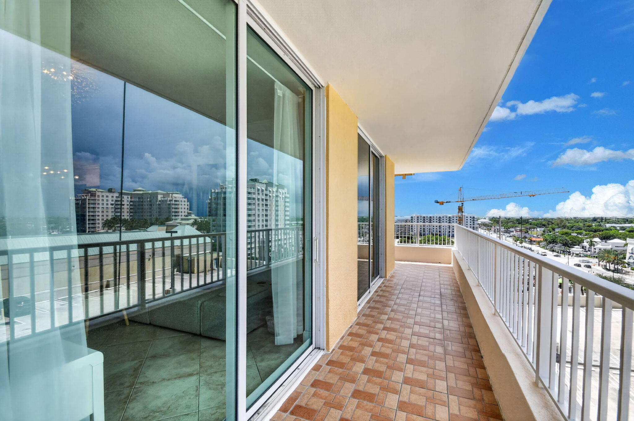 625 Casa Loma Boulevard 1009
