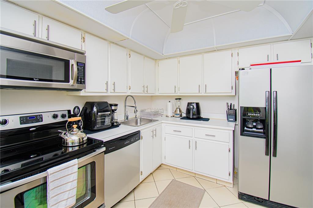 8334 CYPRESS LN Unit: 1A