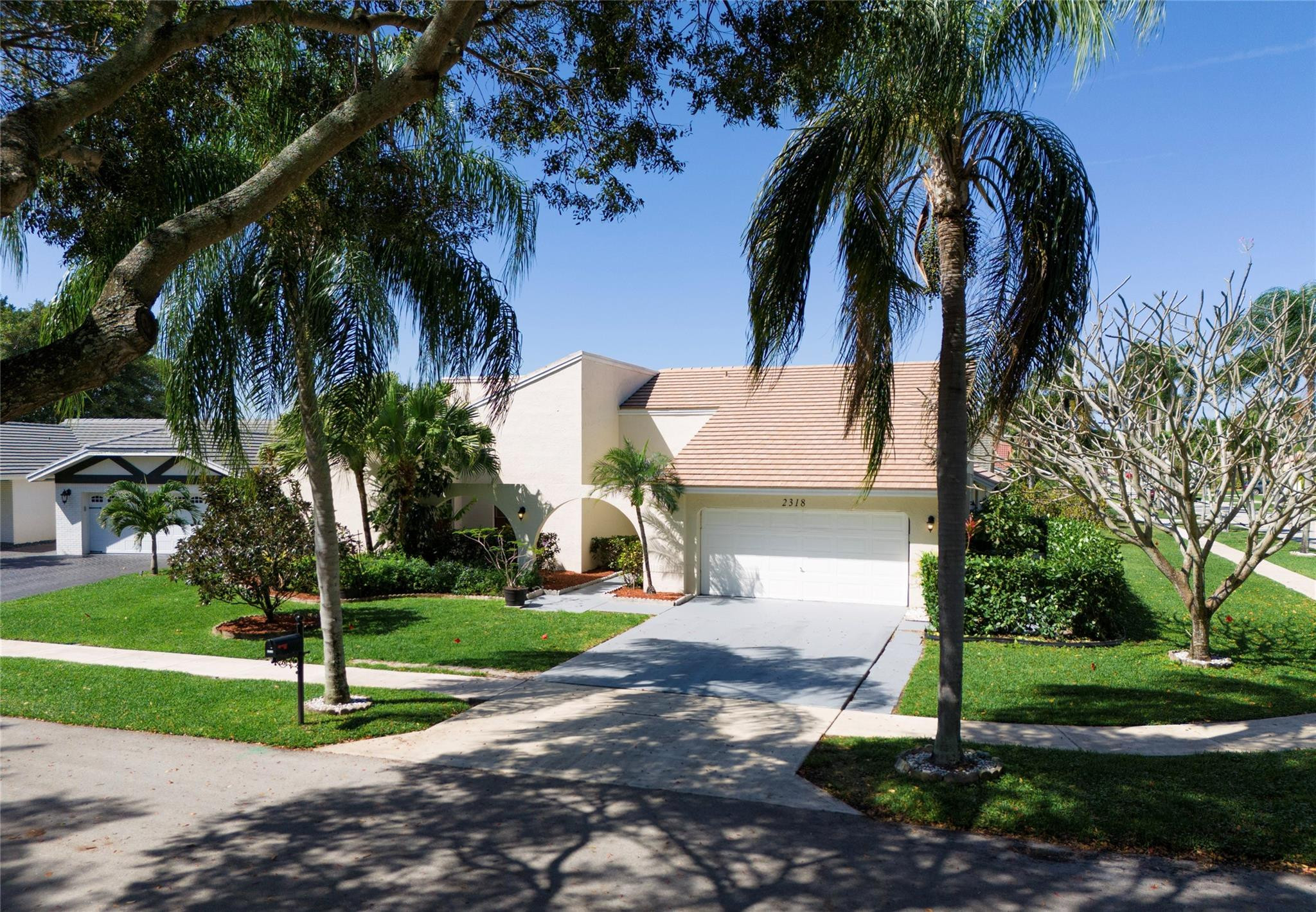 2318 SW 23rd Cranbrook Dr