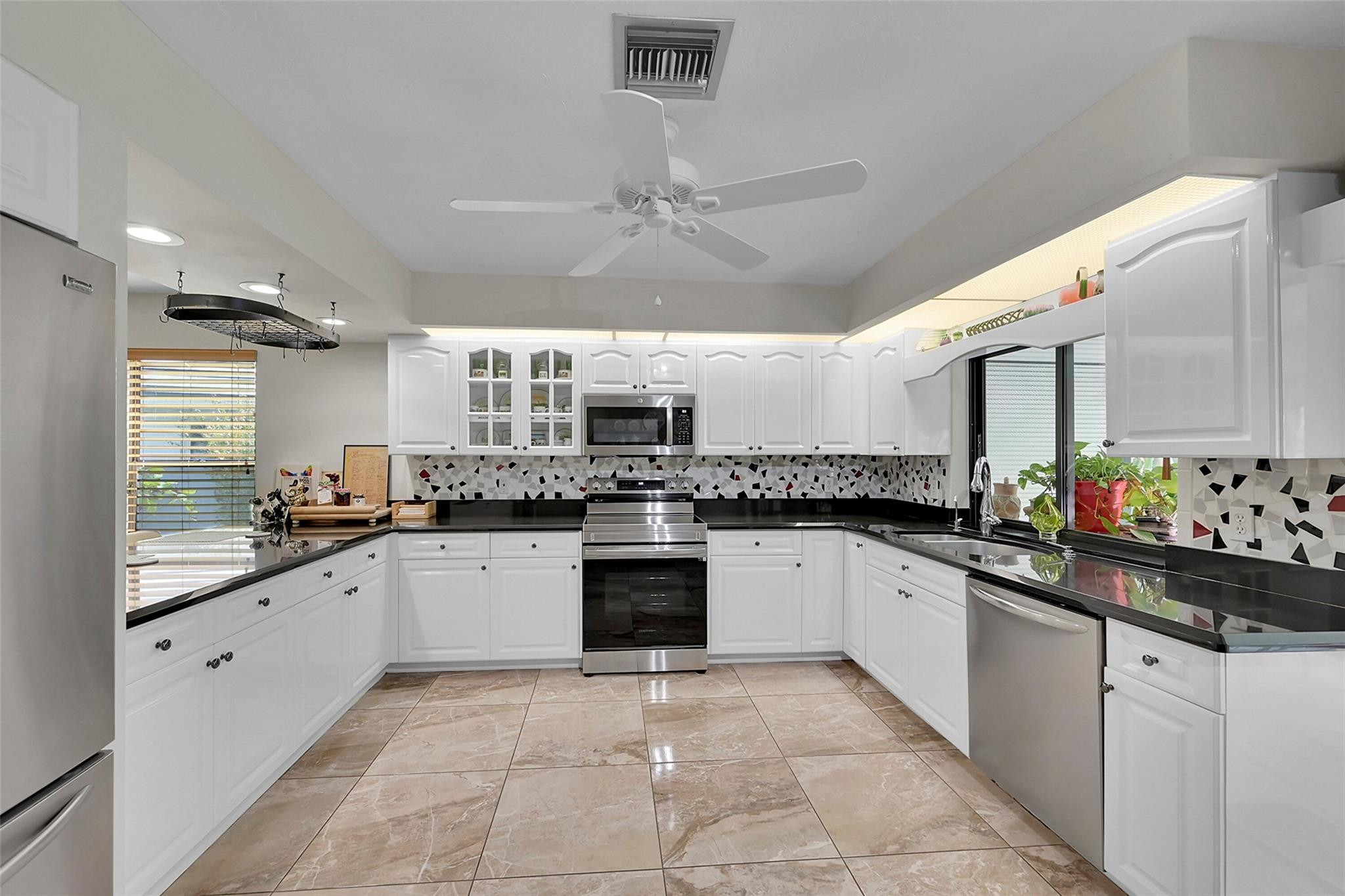 2318 SW 23rd Cranbrook Dr