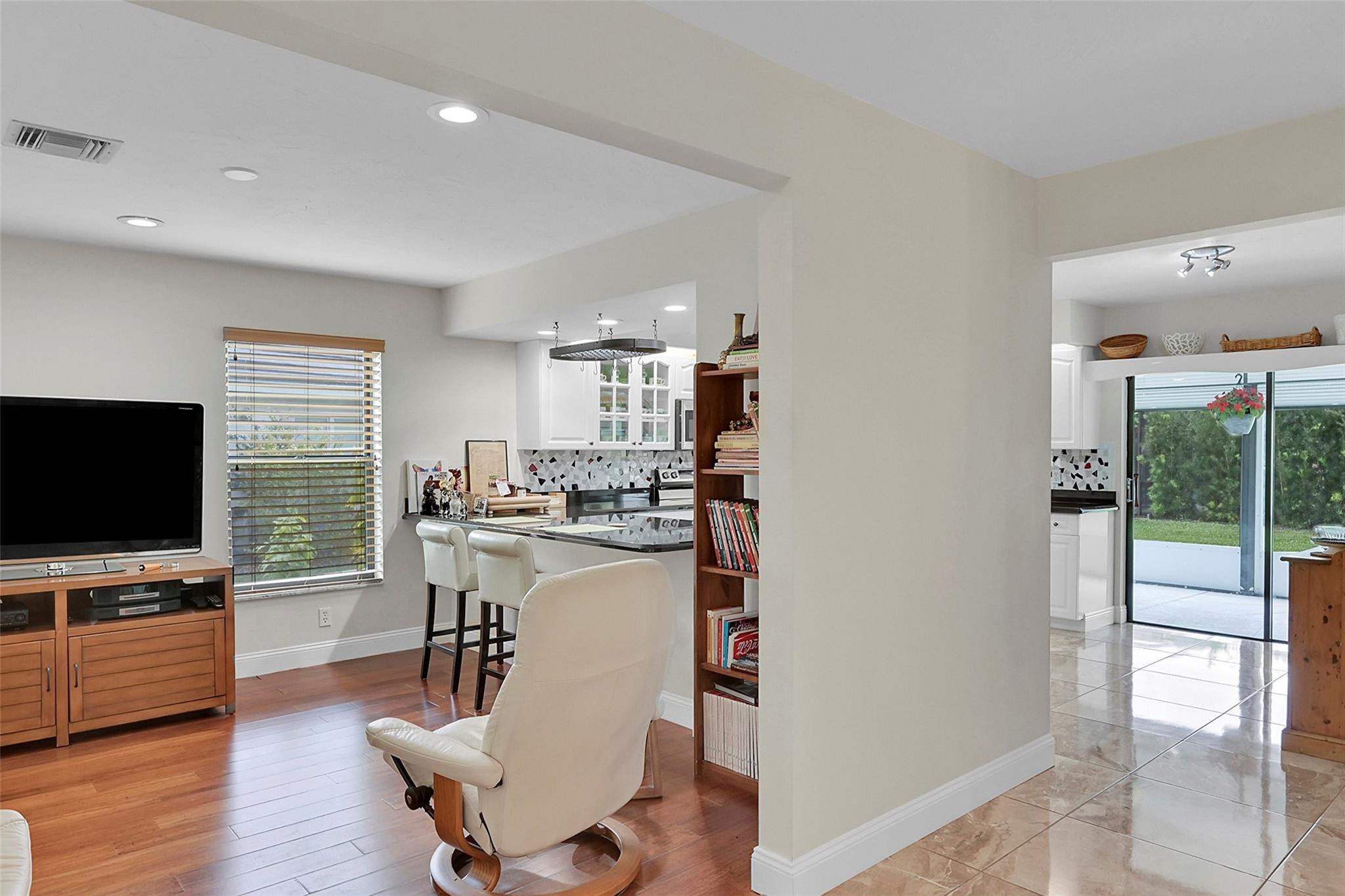 2318 SW 23rd Cranbrook Dr