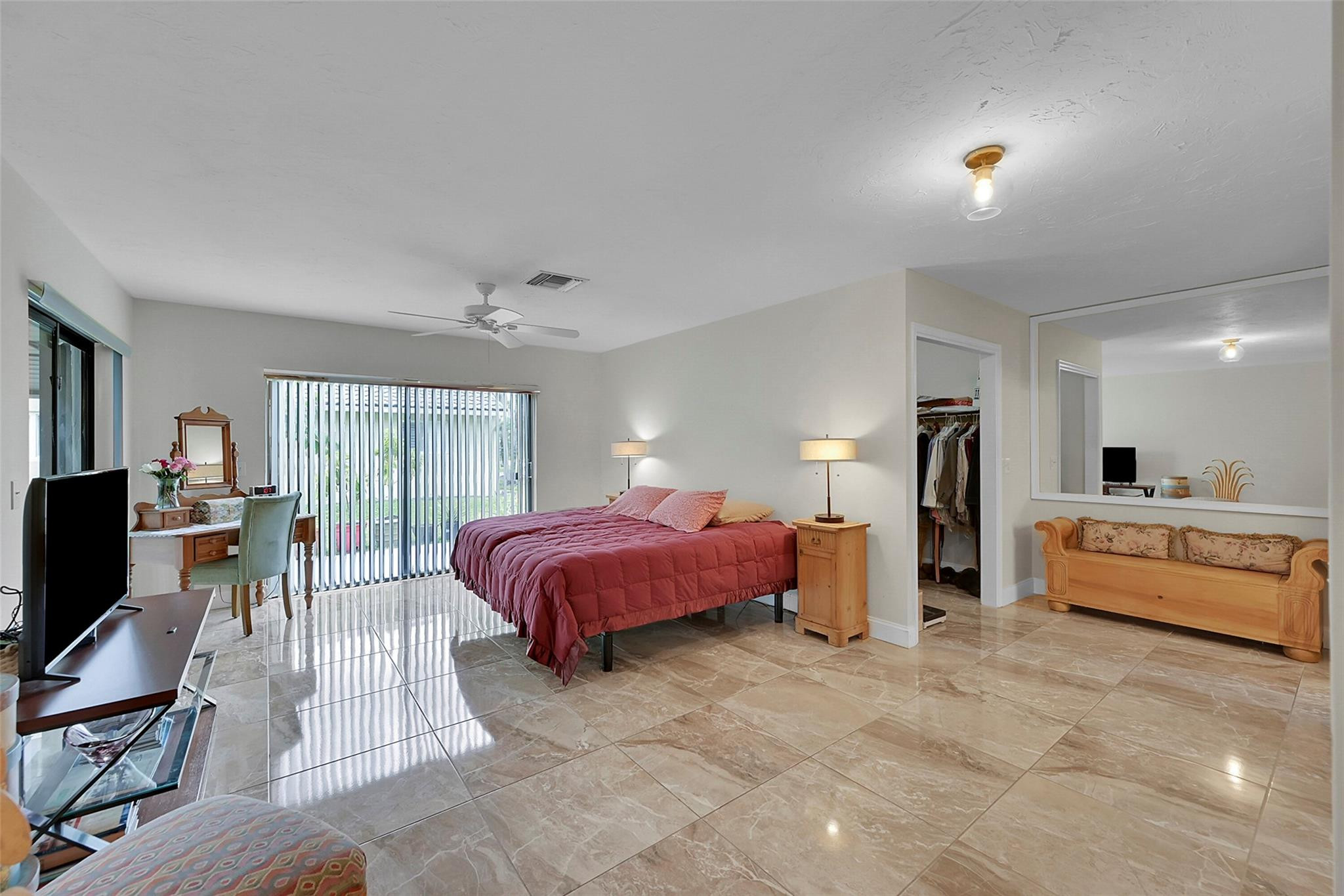 2318 SW 23rd Cranbrook Dr