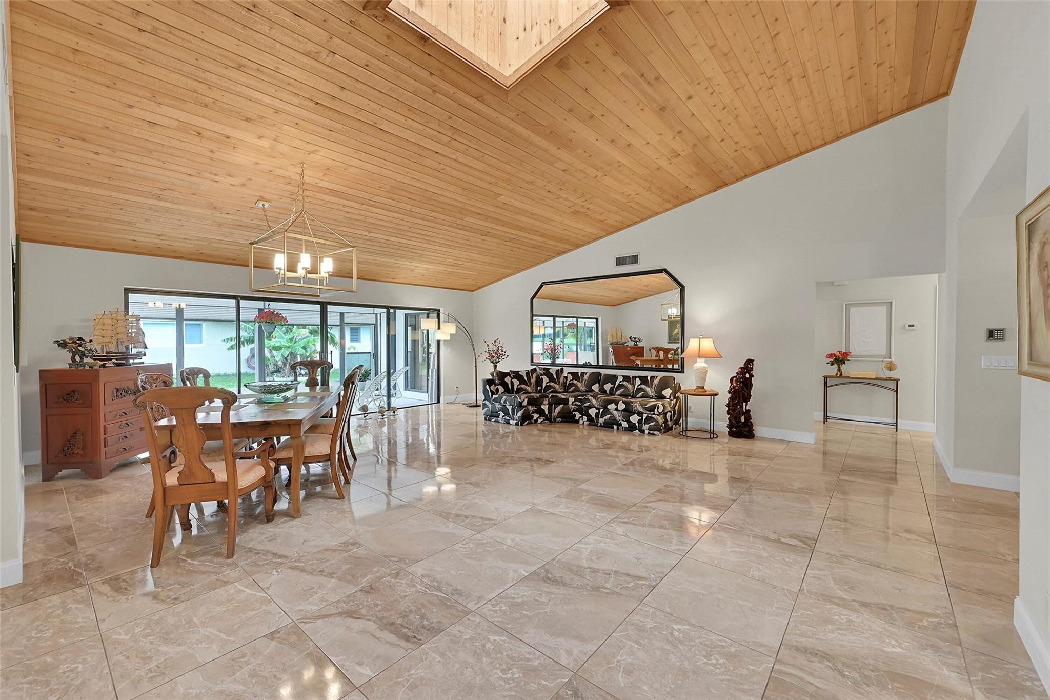 2318 SW 23rd Cranbrook Dr