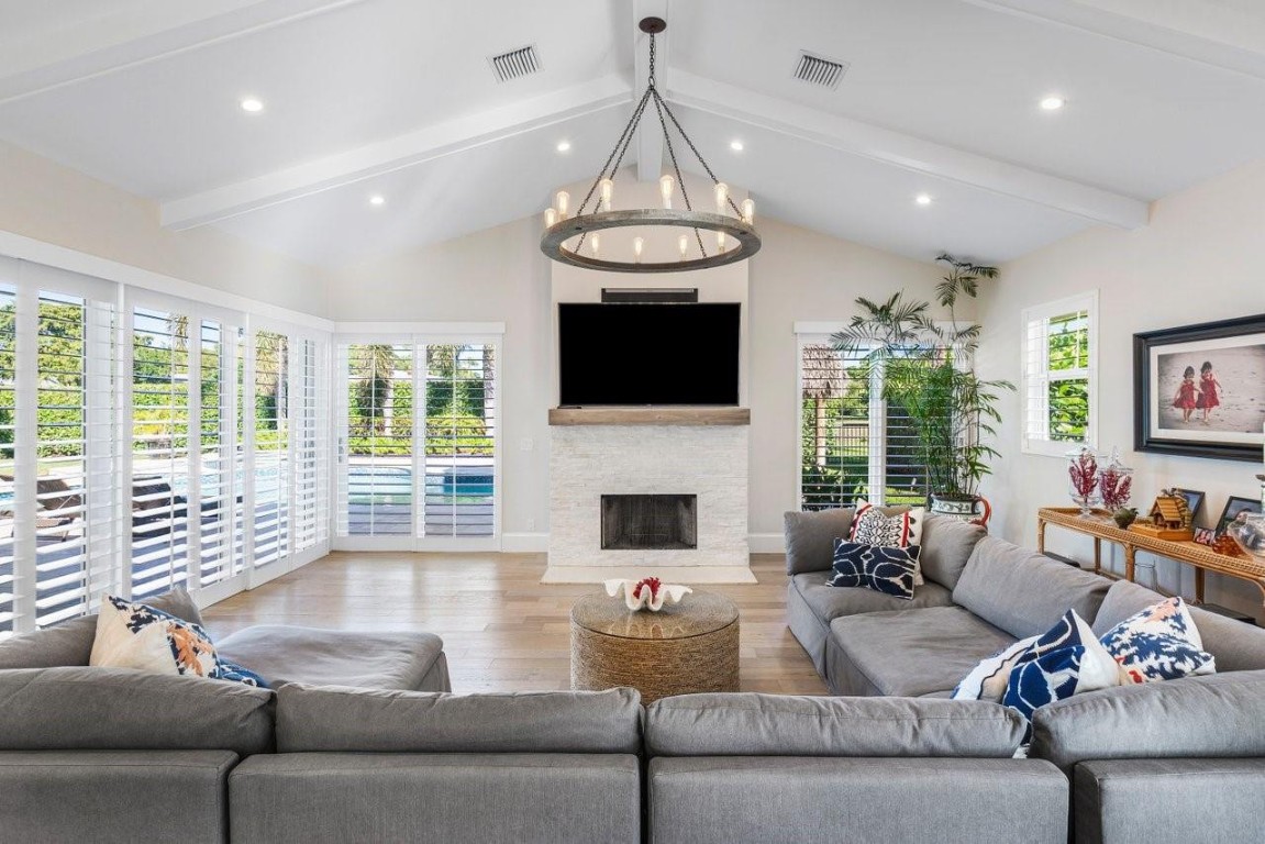 2545 HAMPTON BRIDGE ROAD