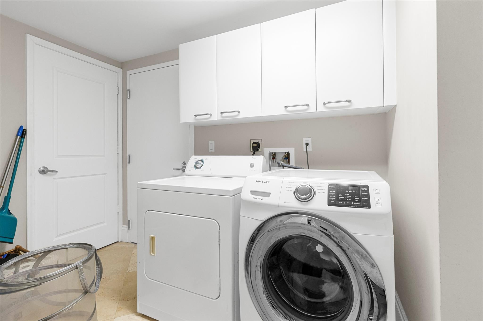 3101 S Ocean Dr. 1808