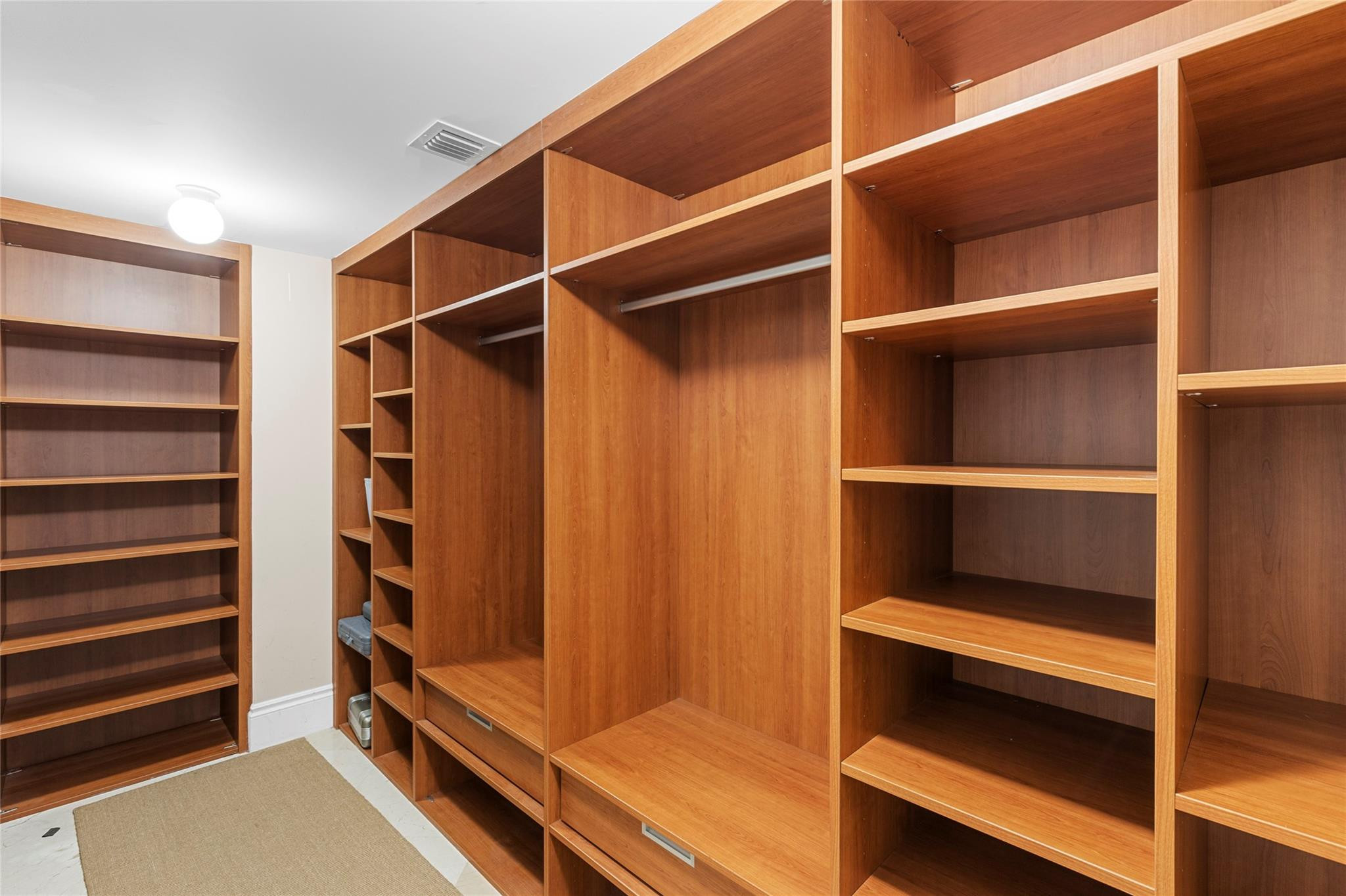 3101 S Ocean Dr. 1808