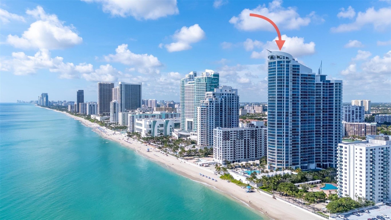 3101 S Ocean Dr. 1808