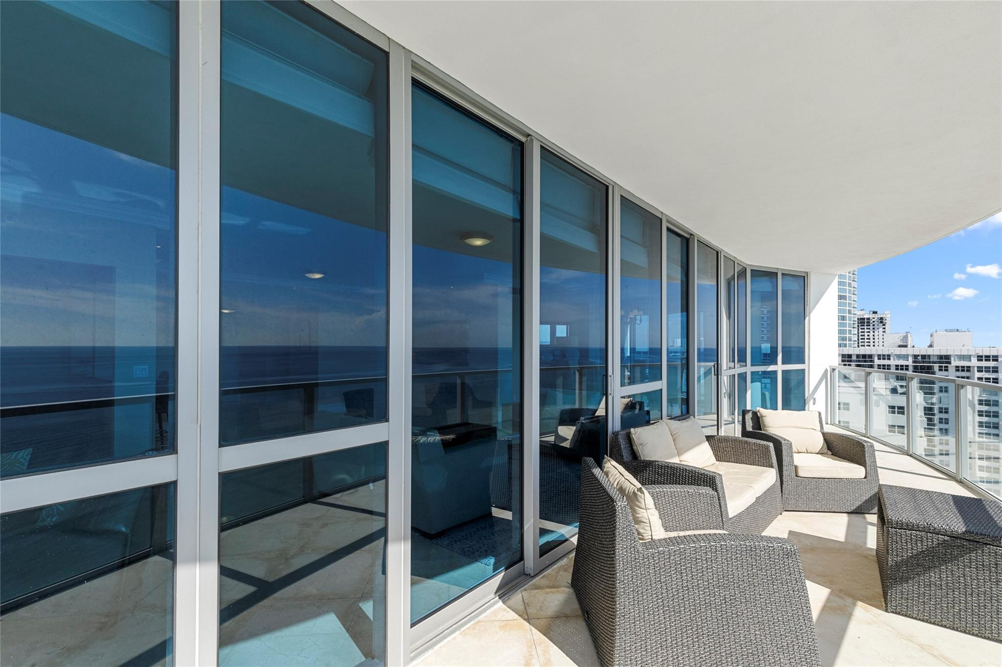 3101 S Ocean Dr. 1808