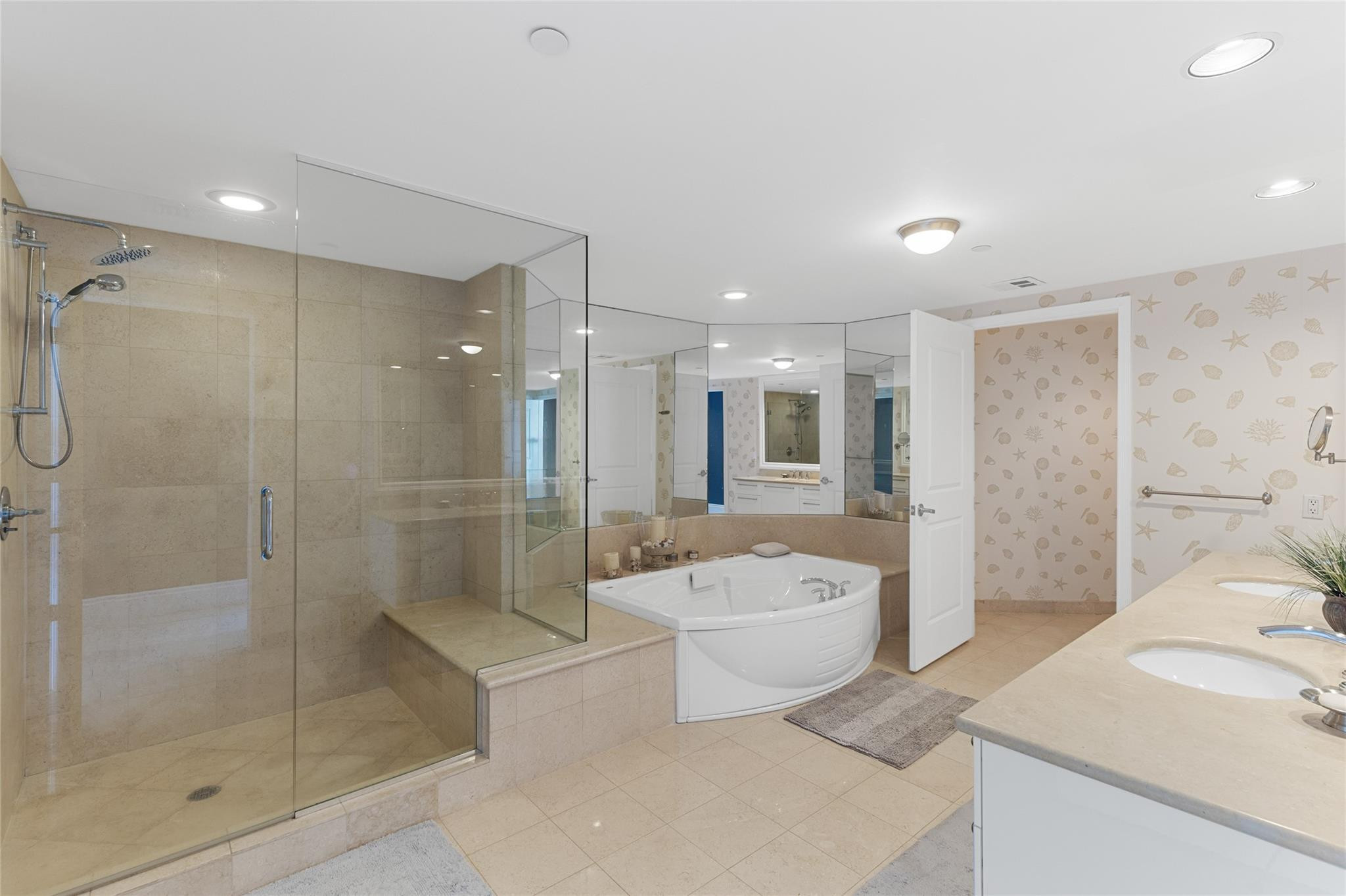 3101 S Ocean Dr. 1808