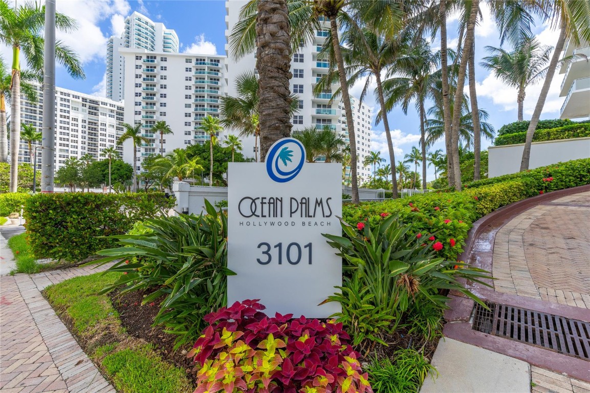 3101 S Ocean Dr. 1808