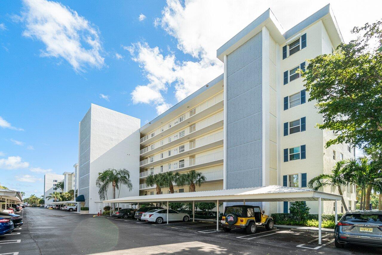 1 Harbourside 4305 Drive Unit: 4305