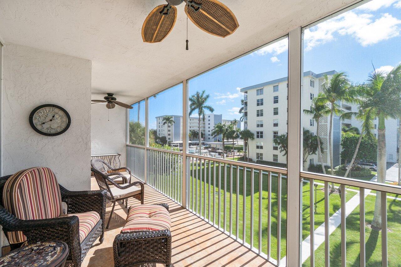 1 Harbourside 4305 Drive Unit: 4305