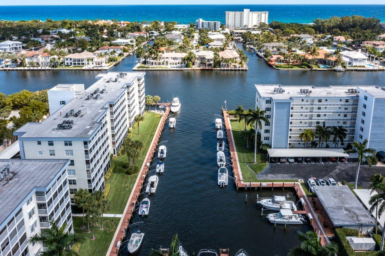 1 Harbourside 4305 Drive Unit: 4305