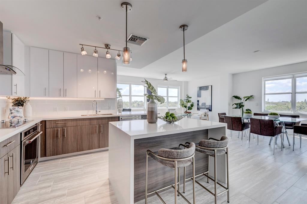 236 SE Fifth Avenue Unit: 312