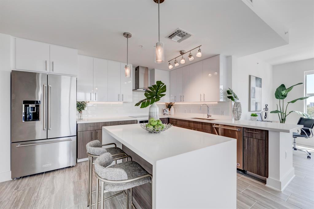 236 SE Fifth Avenue Unit: 312
