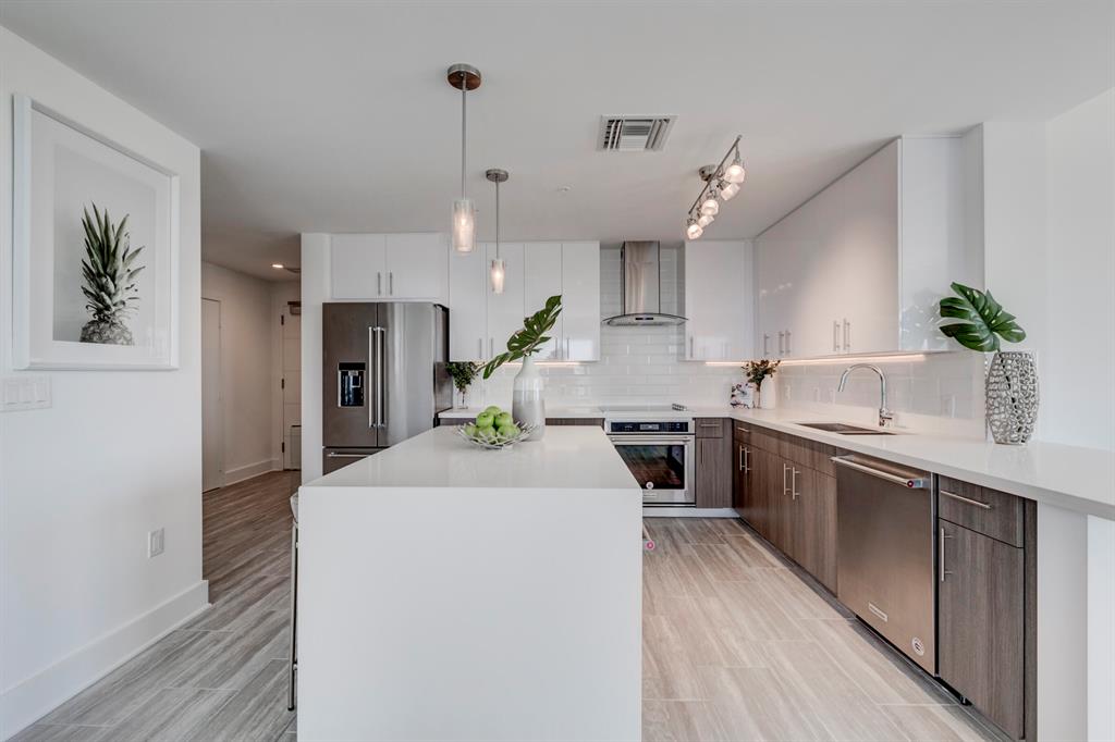 236 SE Fifth Avenue Unit: 312