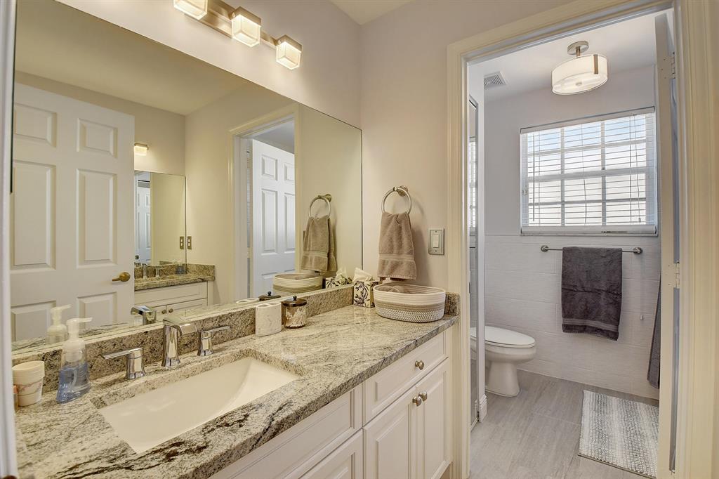 7552 Ridgefield Lane