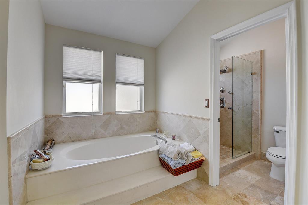 7552 Ridgefield Lane