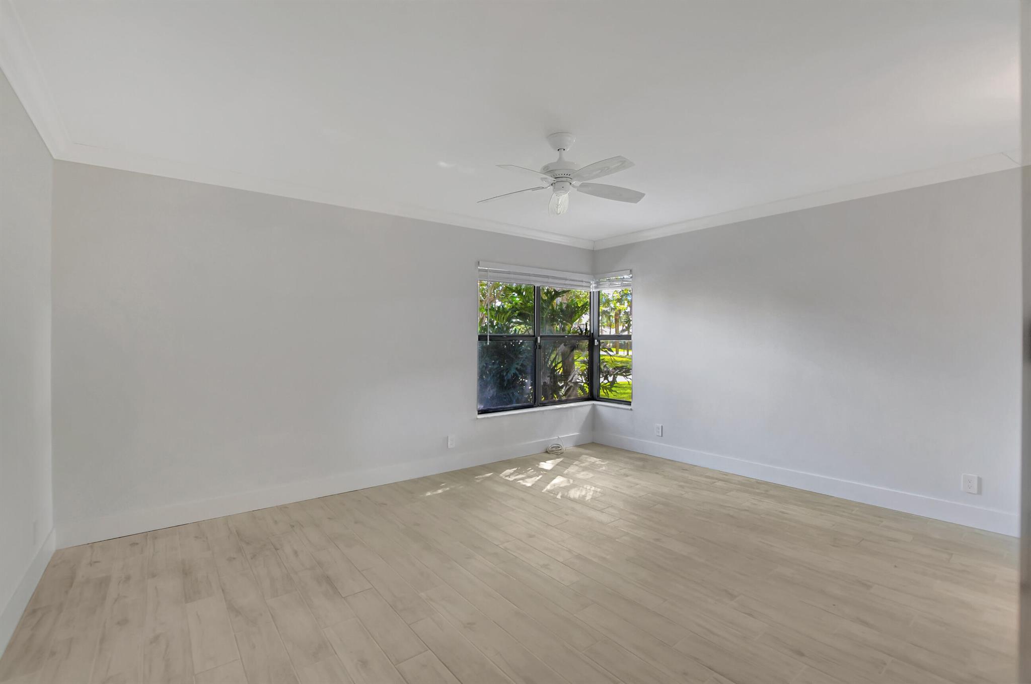 5187 Oak Hill Lane Unit: 611