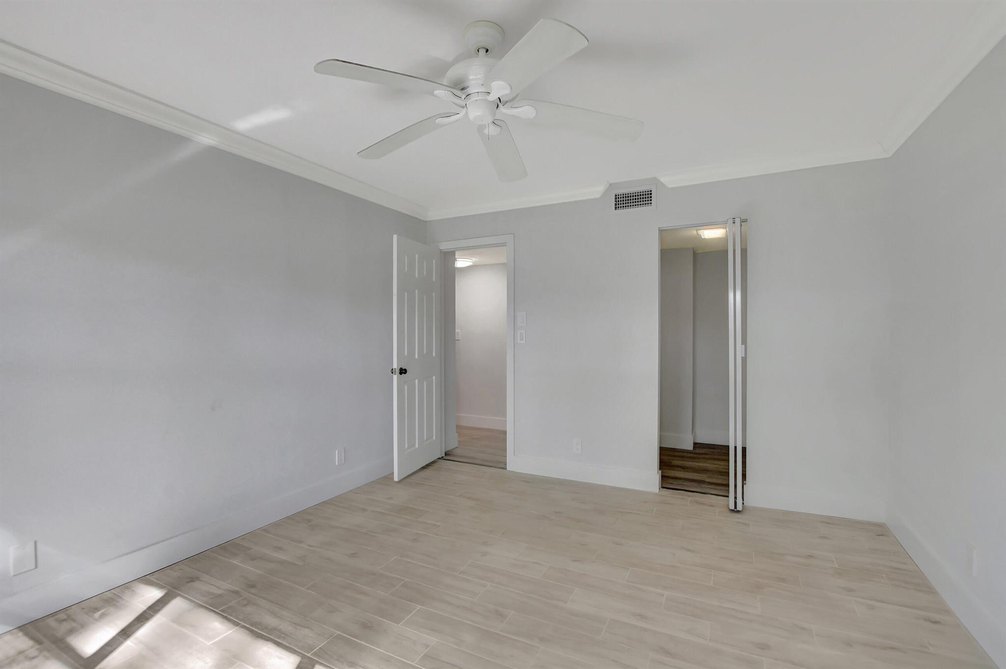 5187 Oak Hill Lane Unit: 611