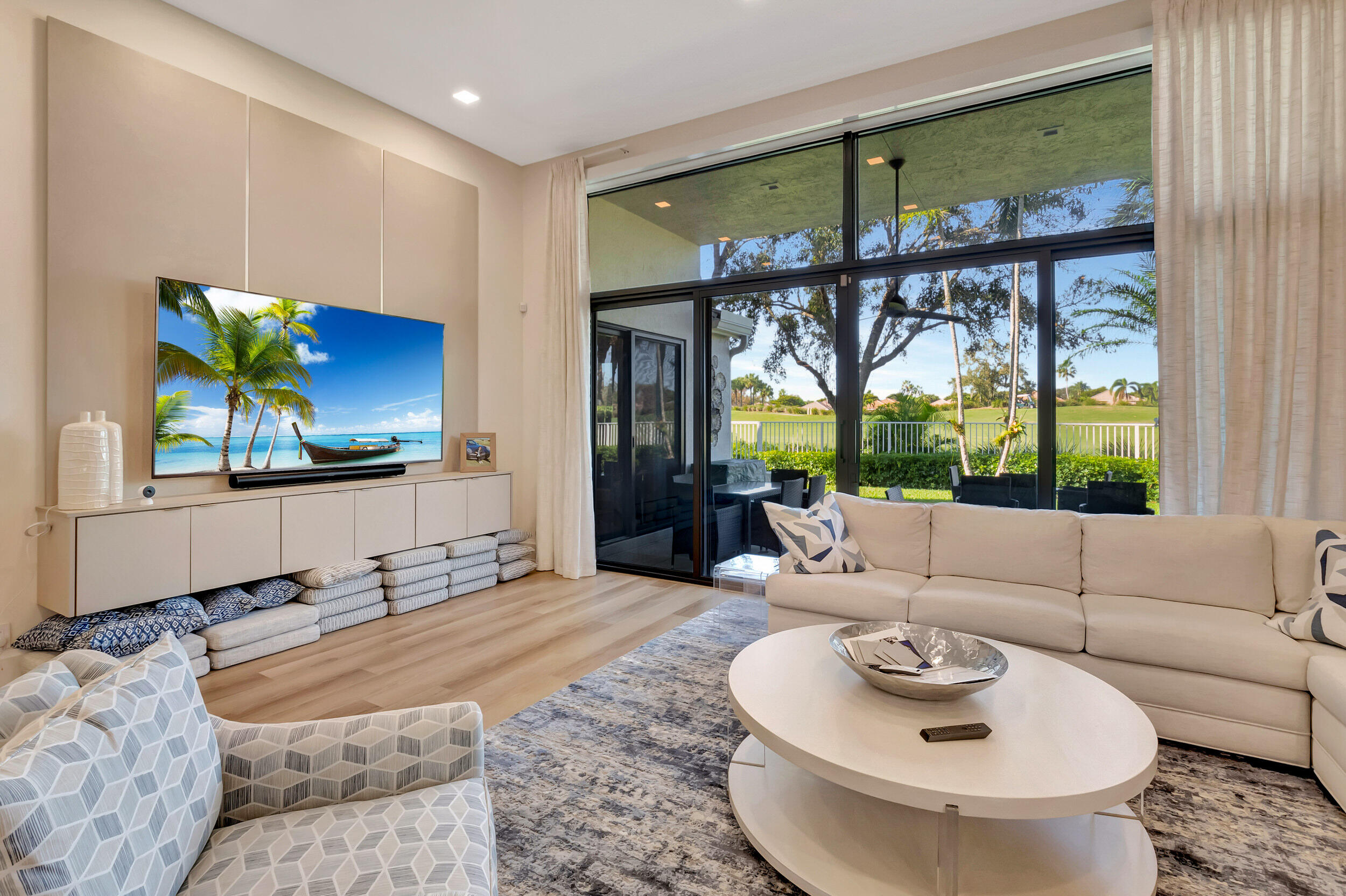 16125 Villa Vizcaya Place