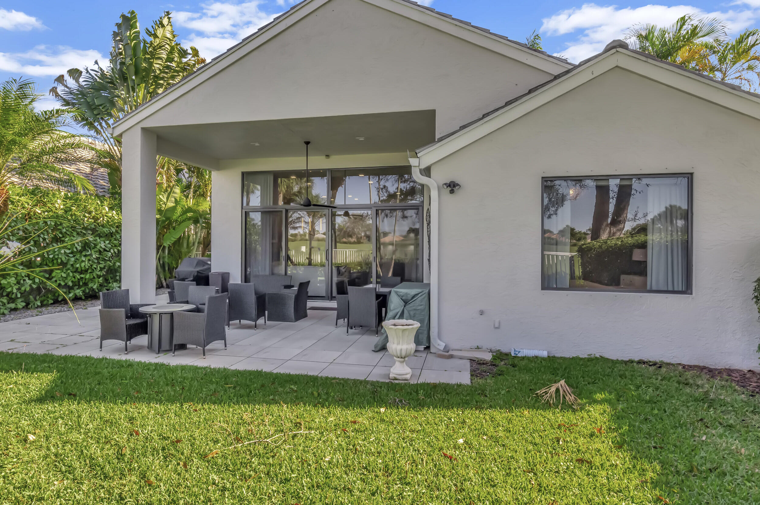 16125 Villa Vizcaya Place