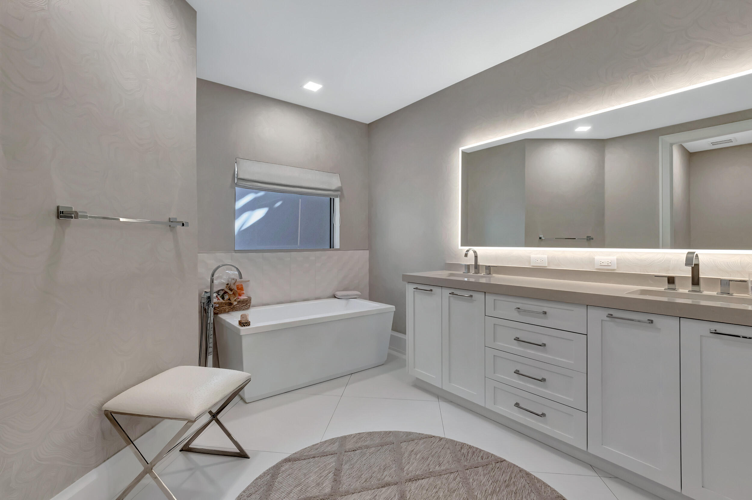 16125 Villa Vizcaya Place