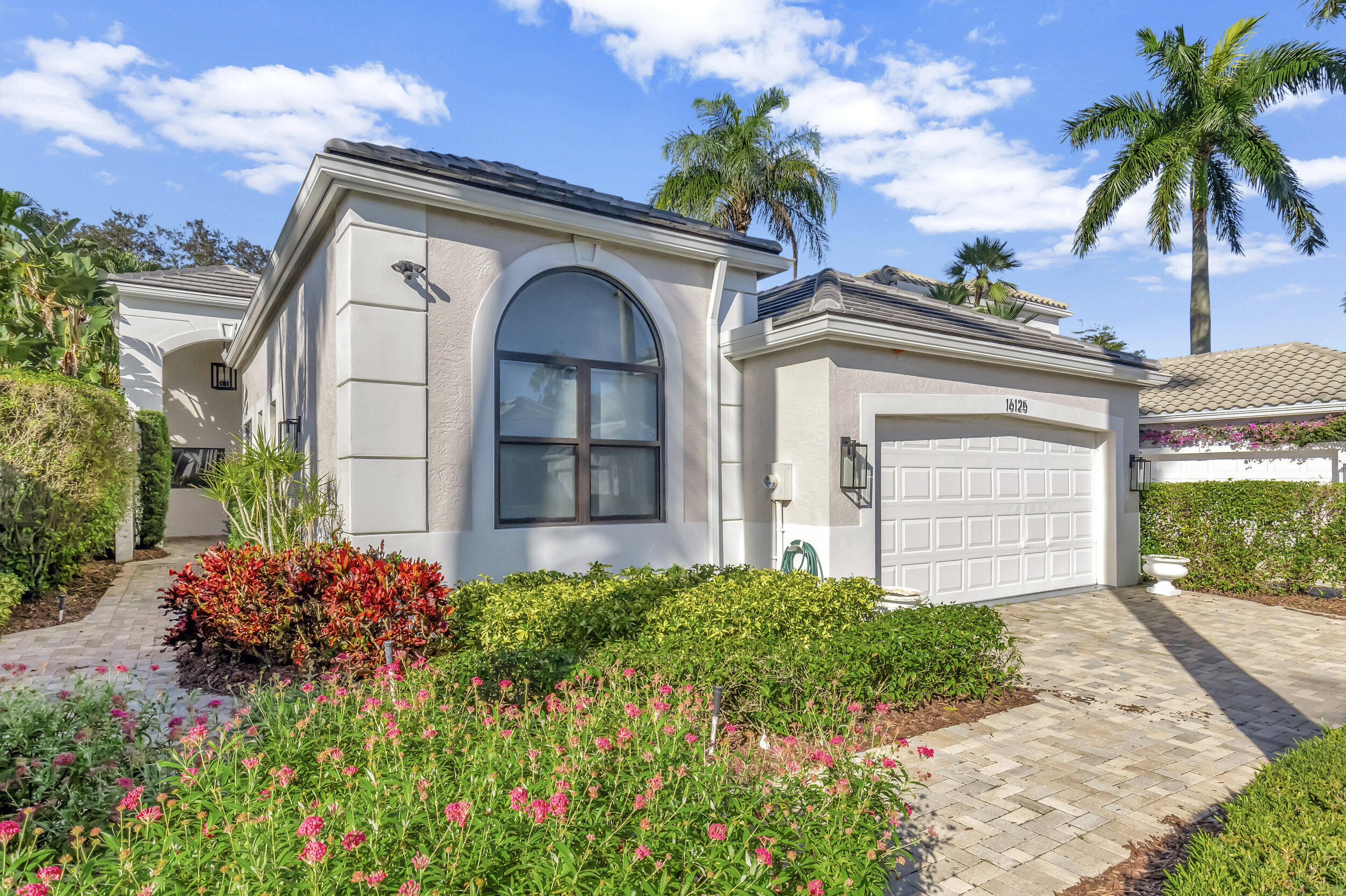 16125 Villa Vizcaya Place