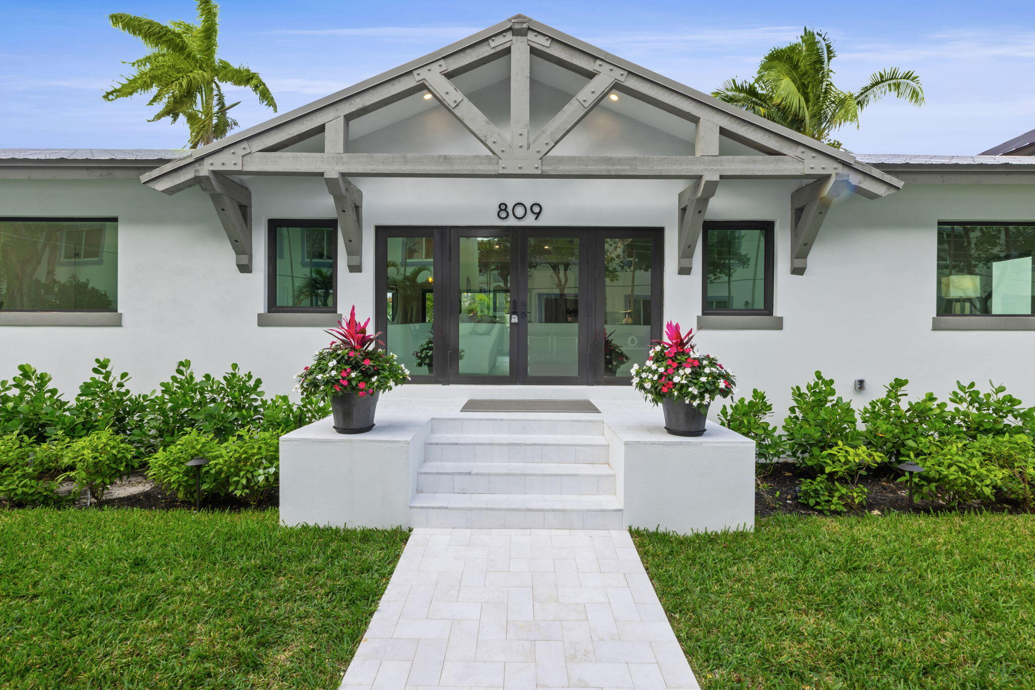 809 Palmer Road