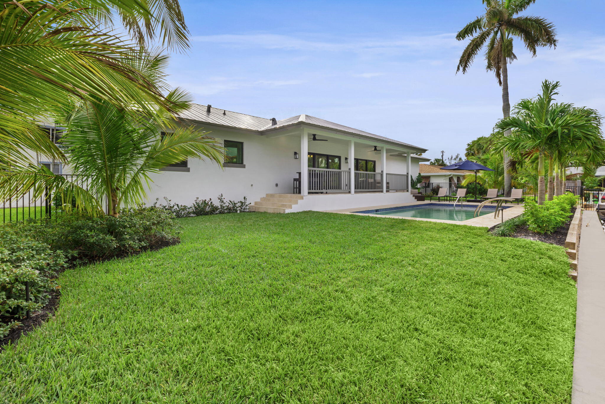 809 Palmer Road