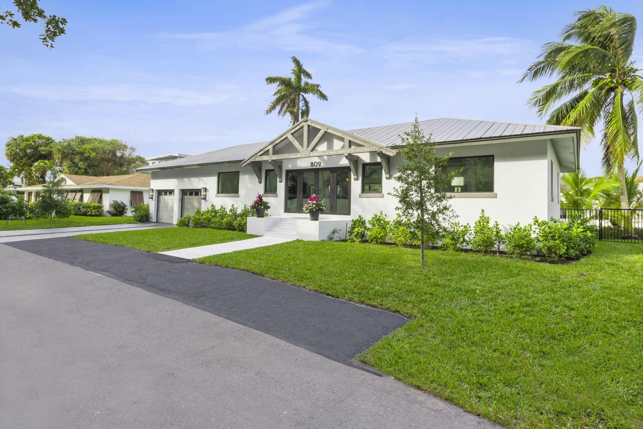809 Palmer Road