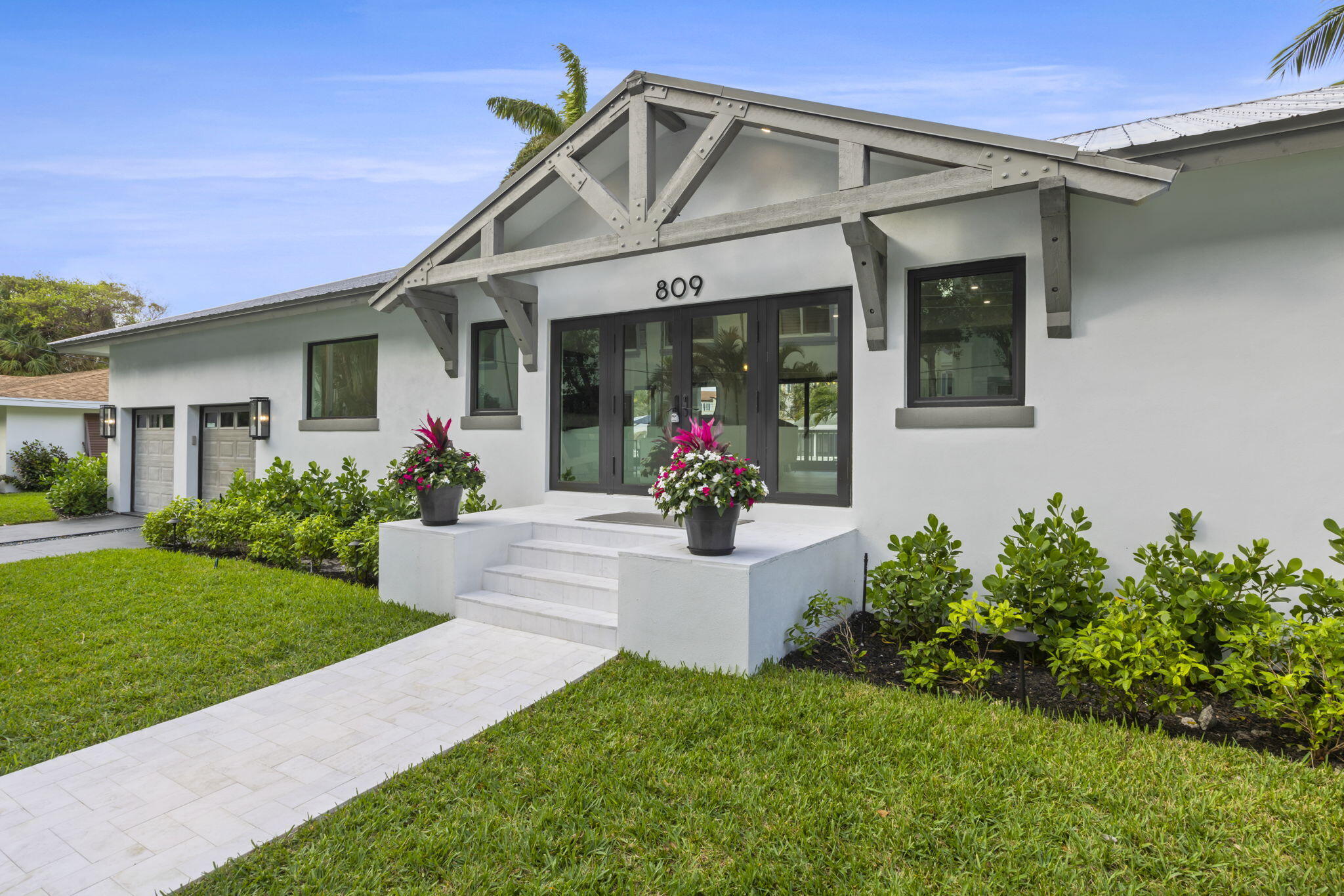 809 Palmer Road