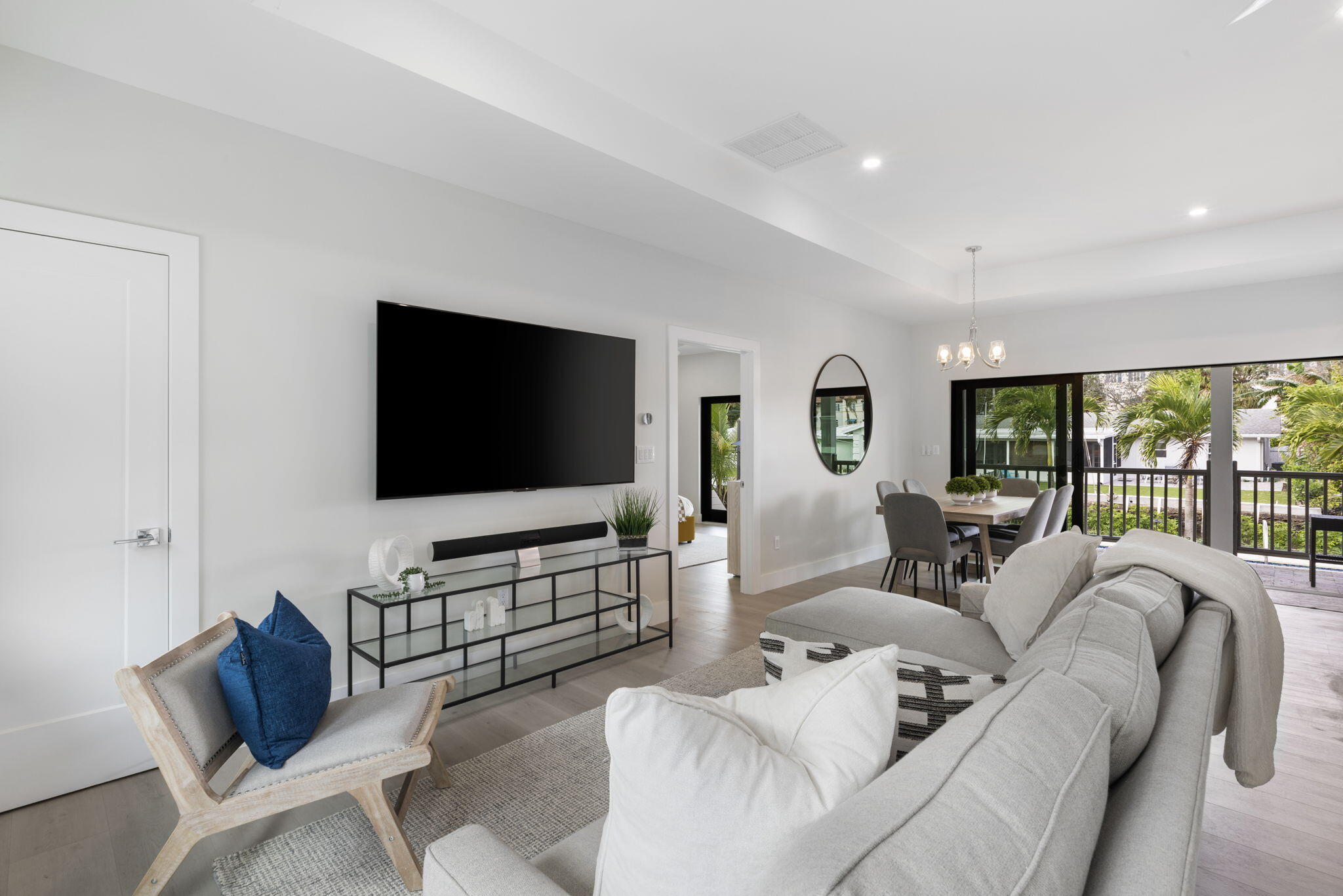 809 Palmer Road
