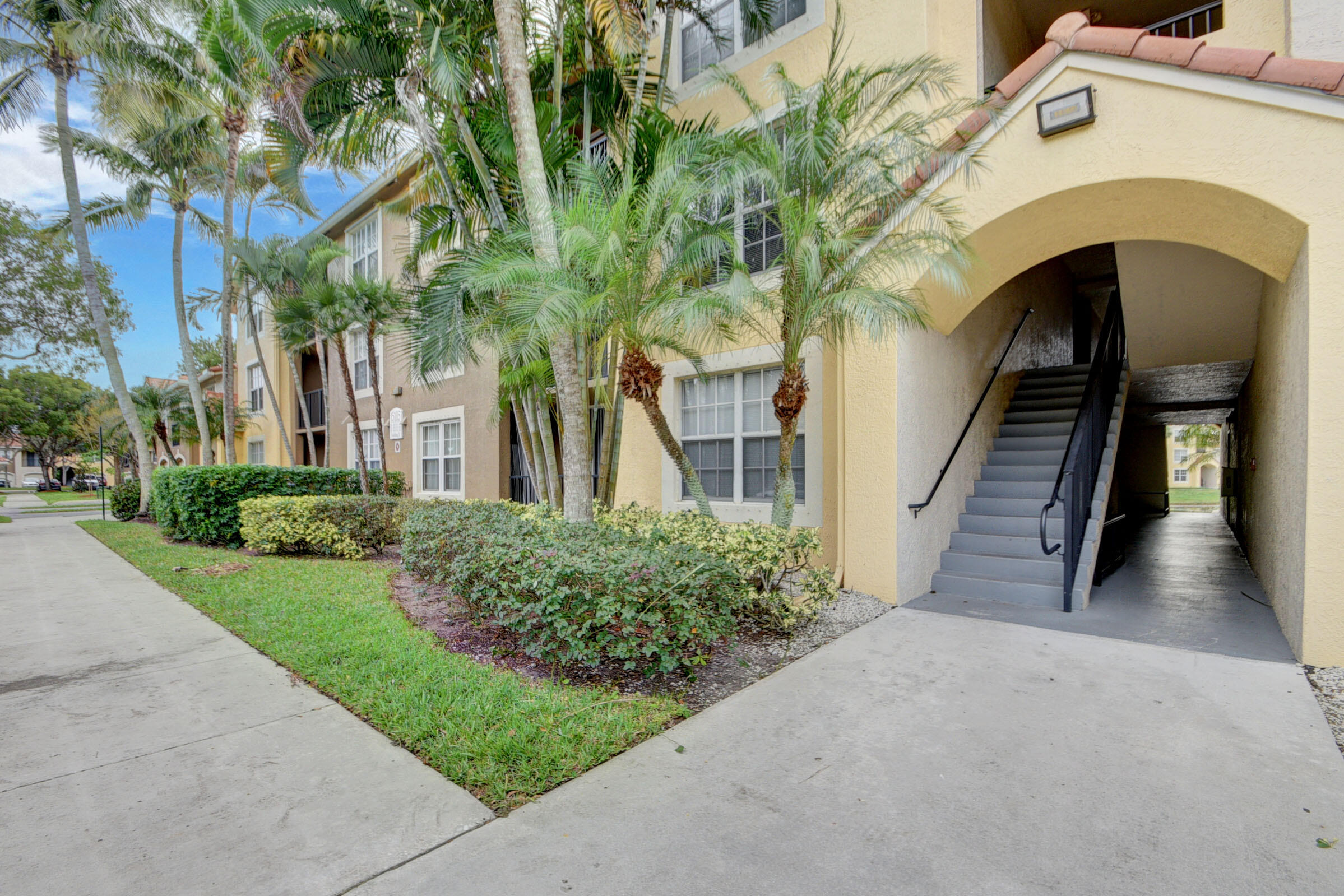15185 Michelangelo Boulevard Unit: 205