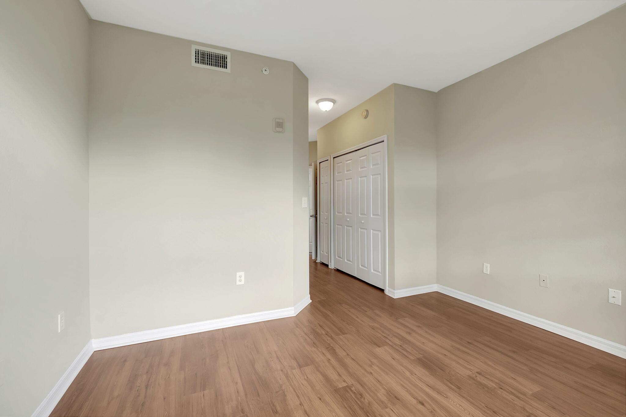 15125 Michelangelo Boulevard 106