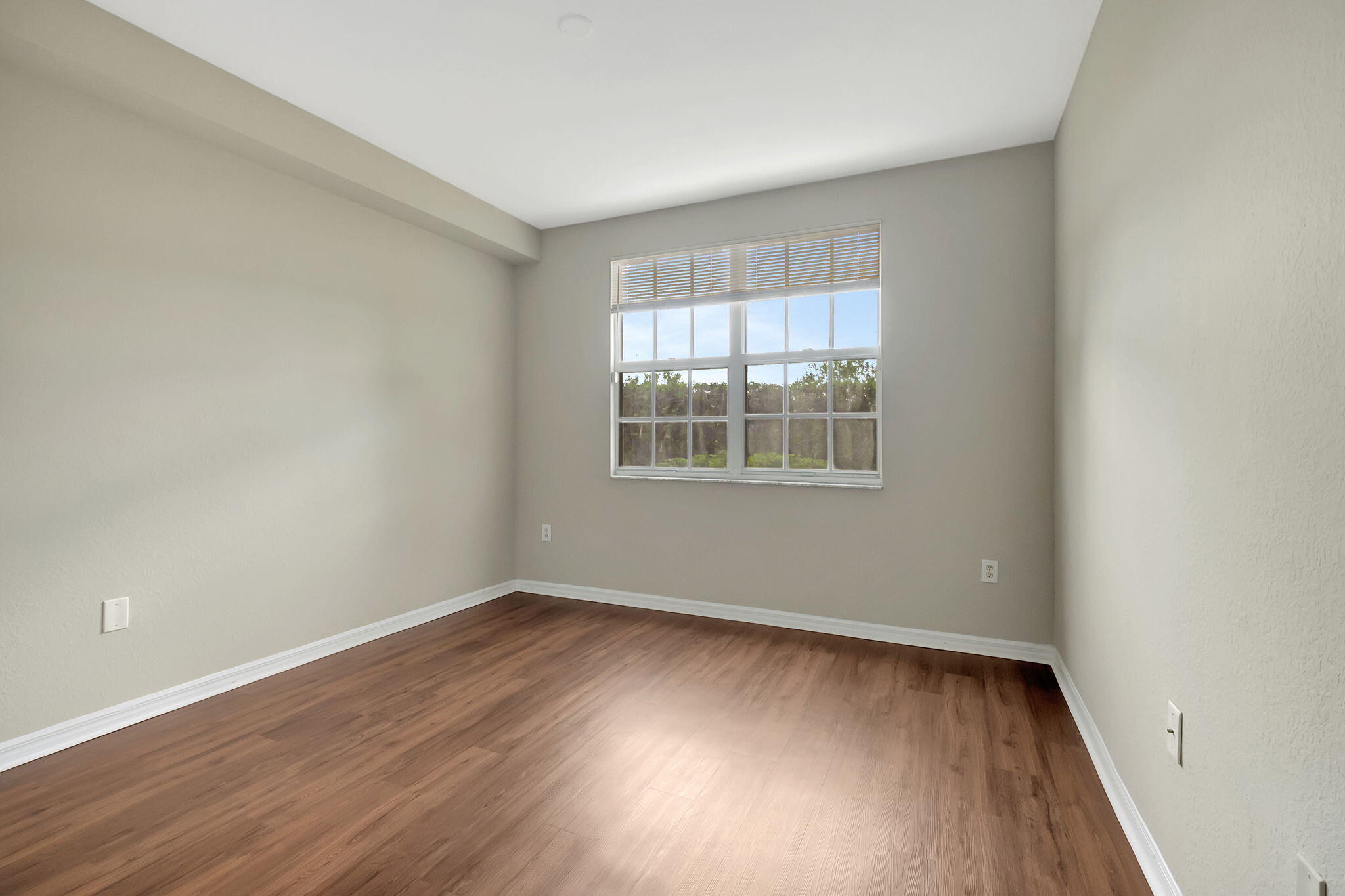 15125 Michelangelo Boulevard 106