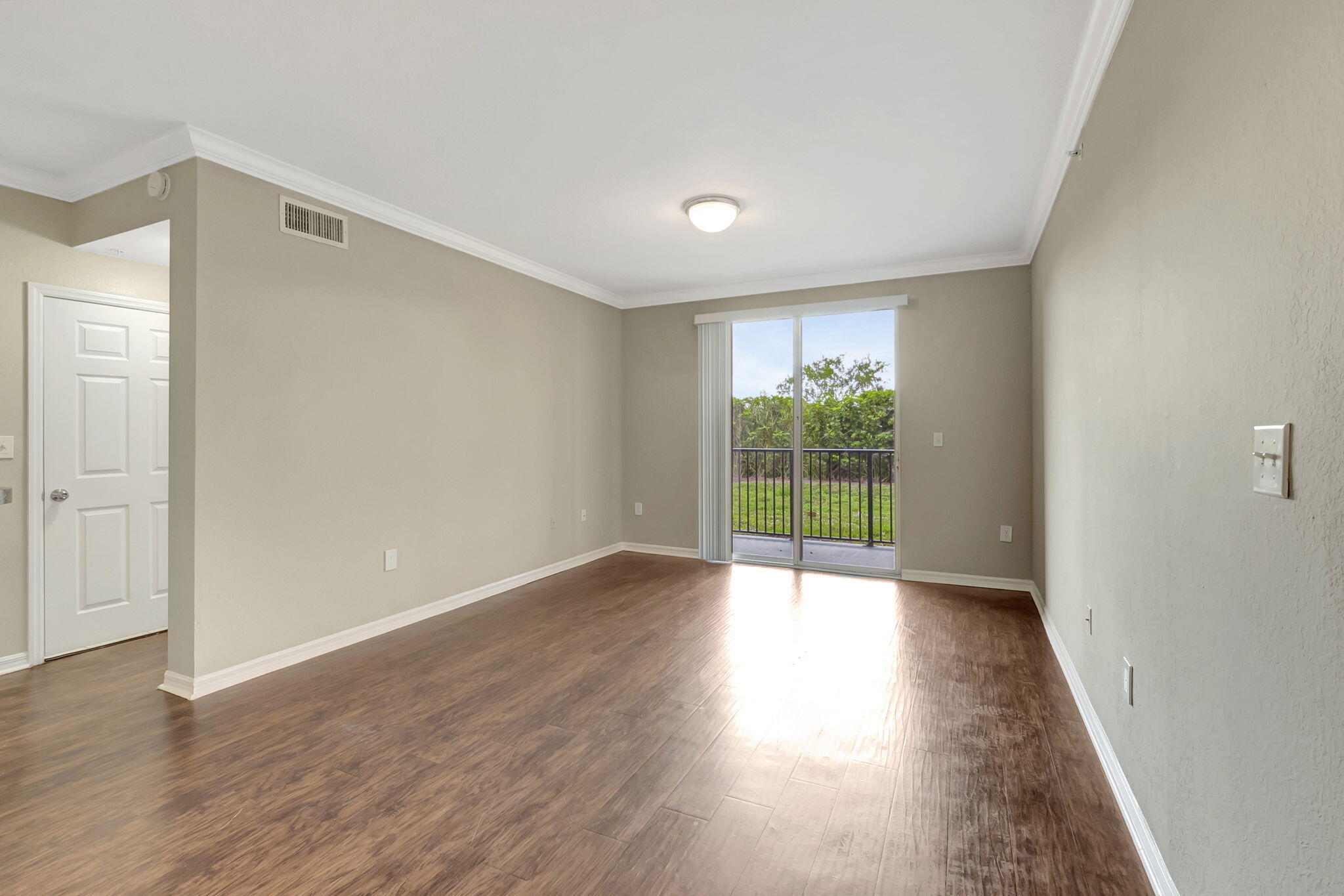 15125 Michelangelo Boulevard 106