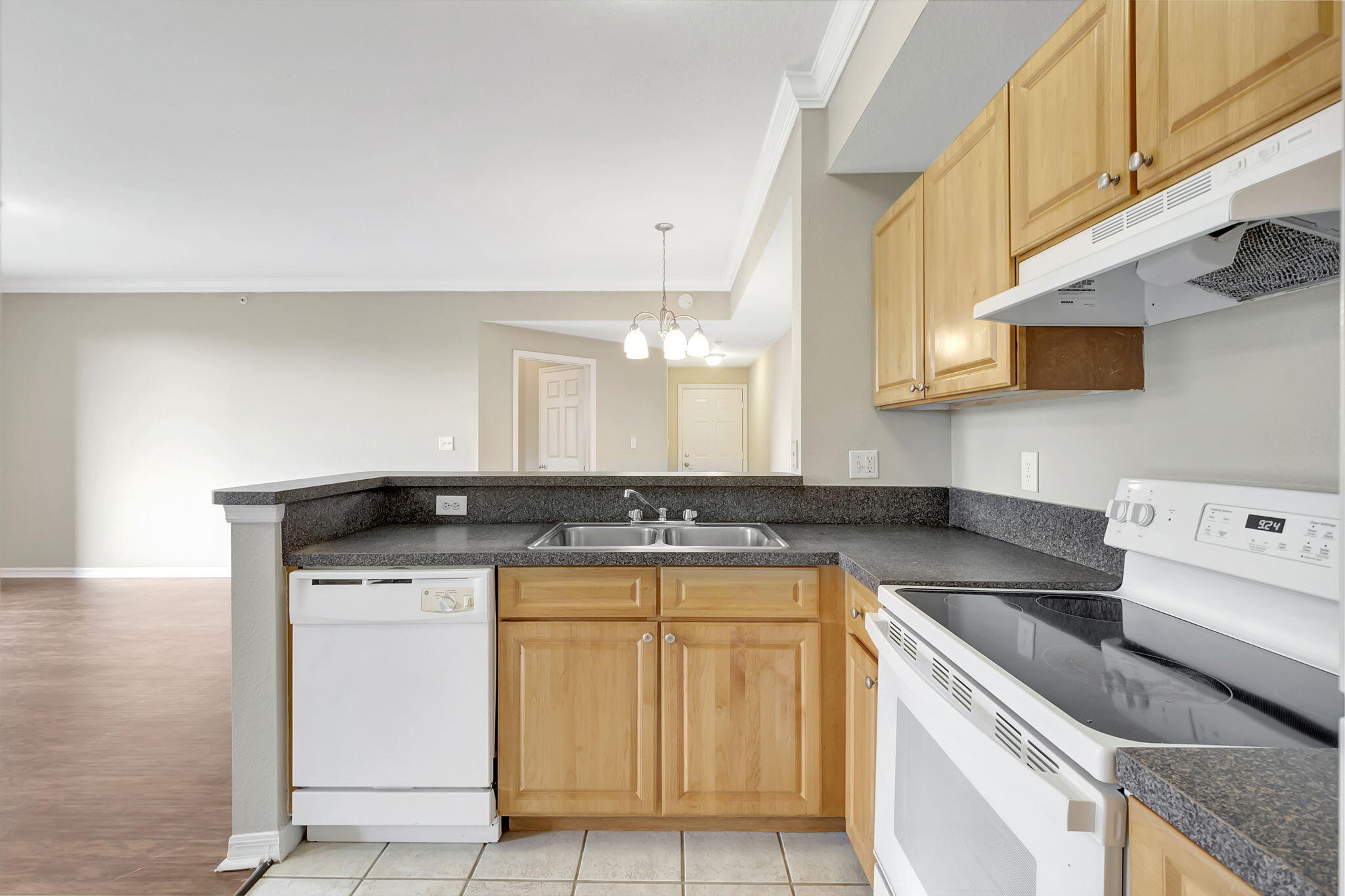 15125 Michelangelo Boulevard 106