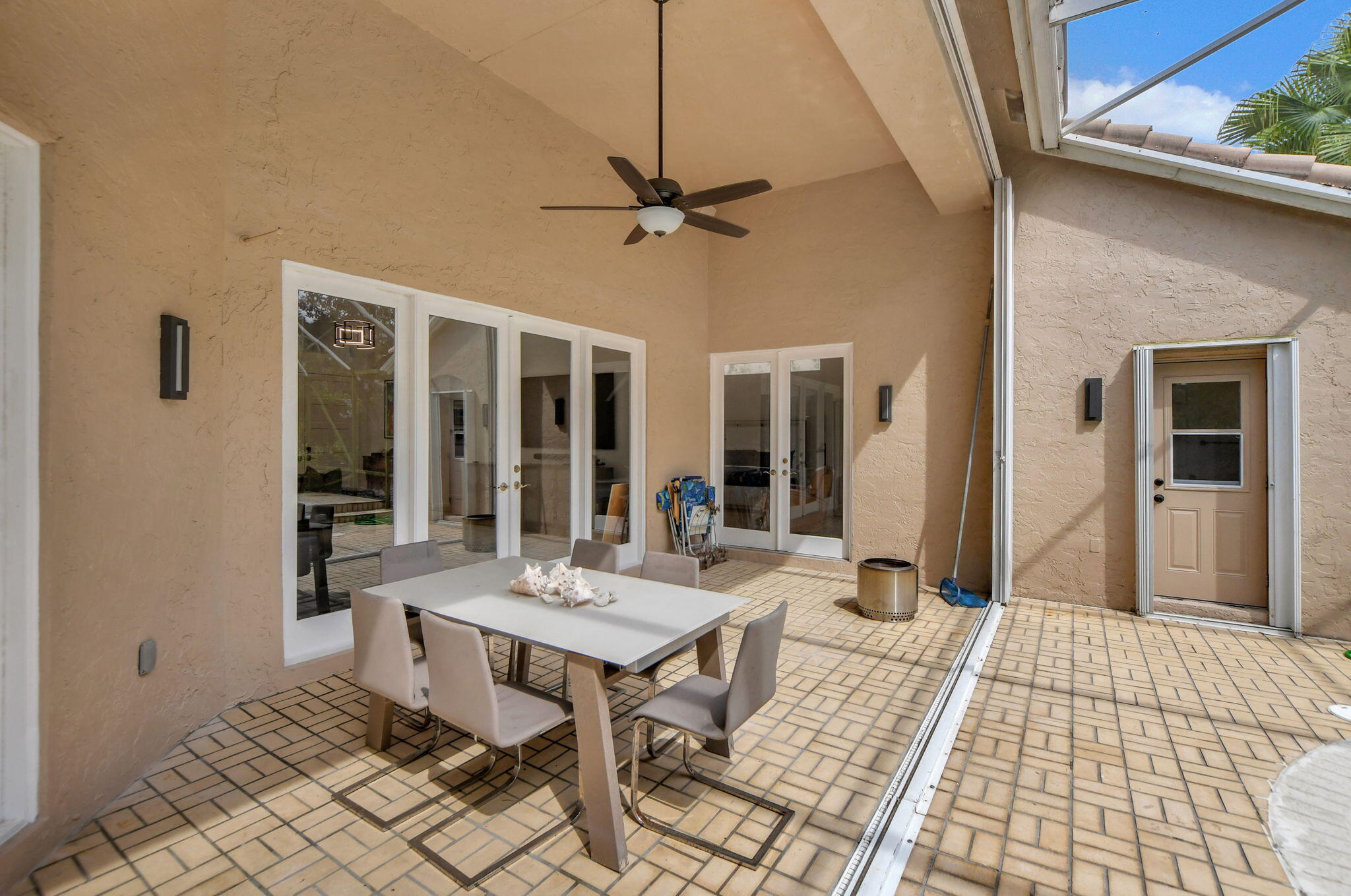 7636 Dorchester Road